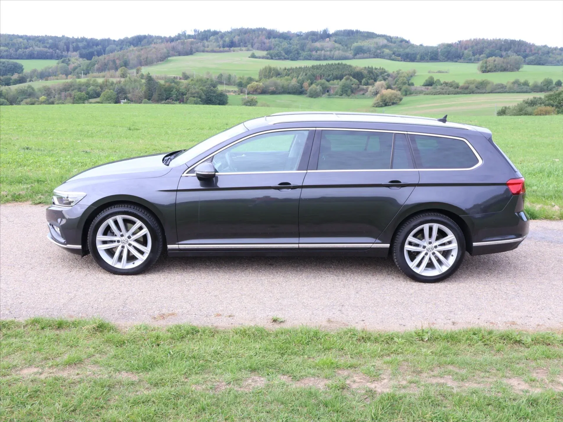 Volkswagen Passat - Náhled 4