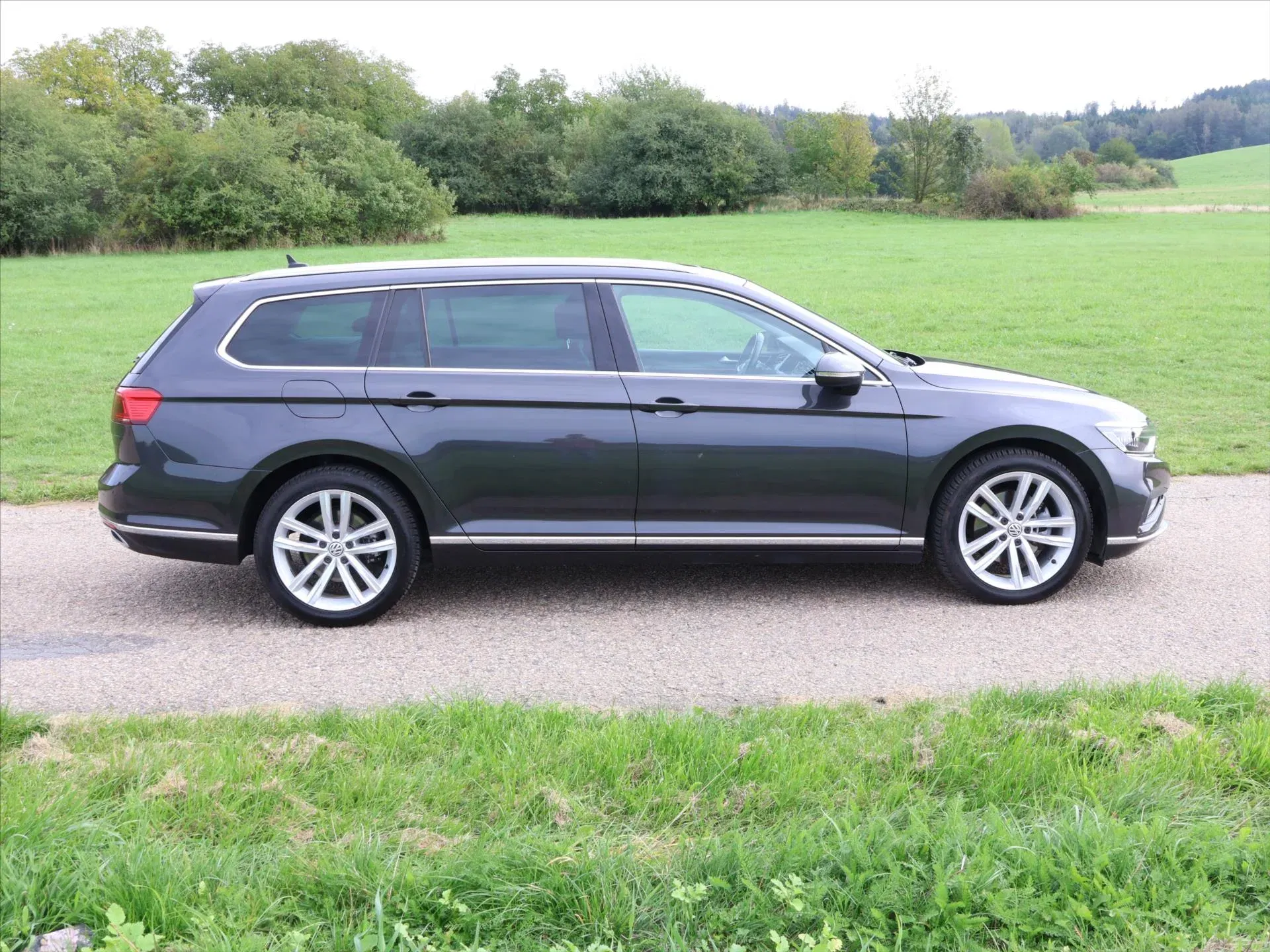 Volkswagen Passat - Náhled 8
