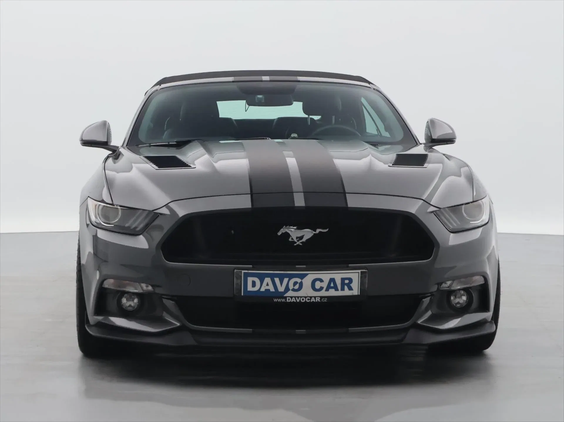 Ford Mustang - Náhled 2