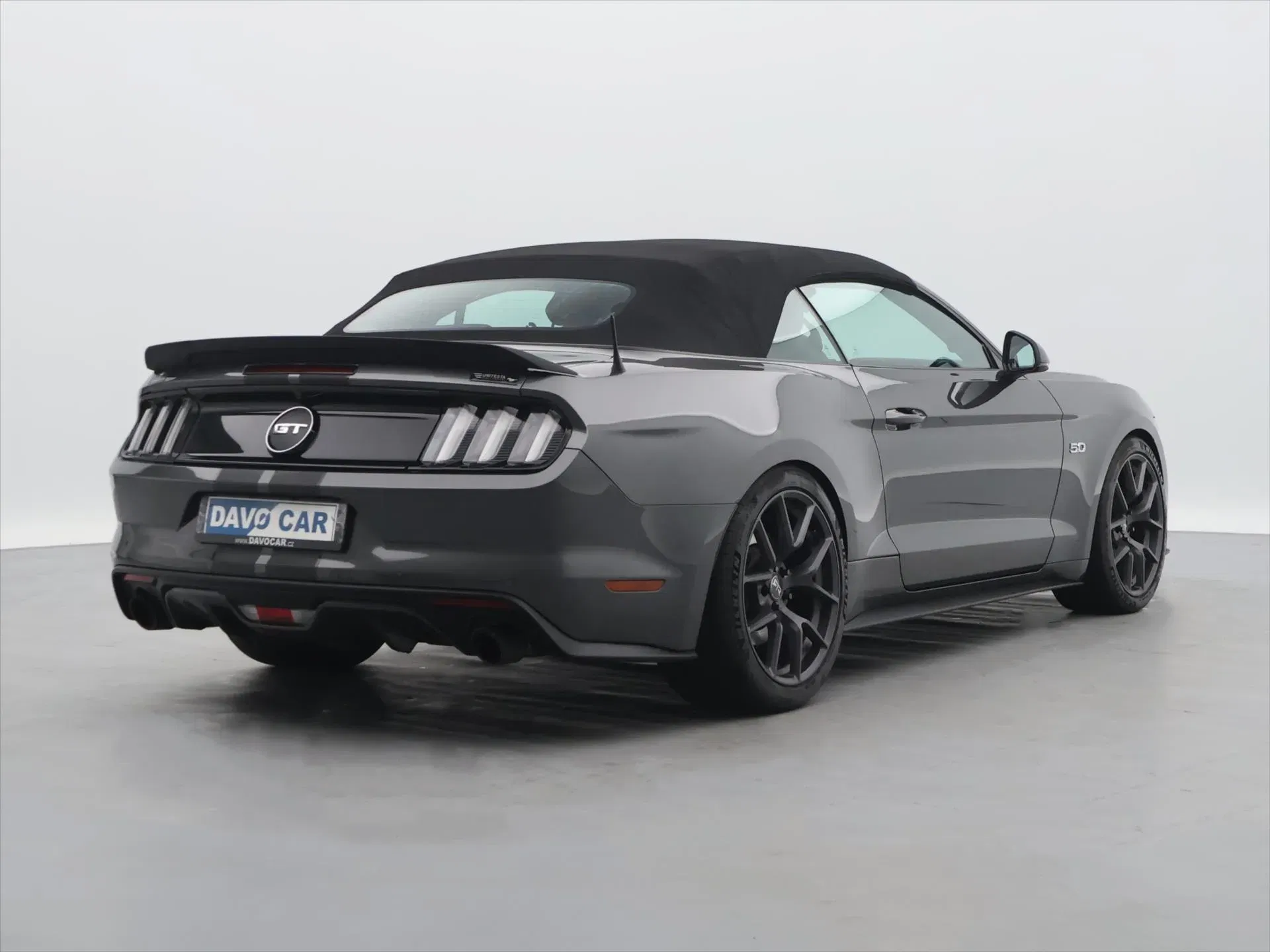 Ford Mustang - Náhled 7