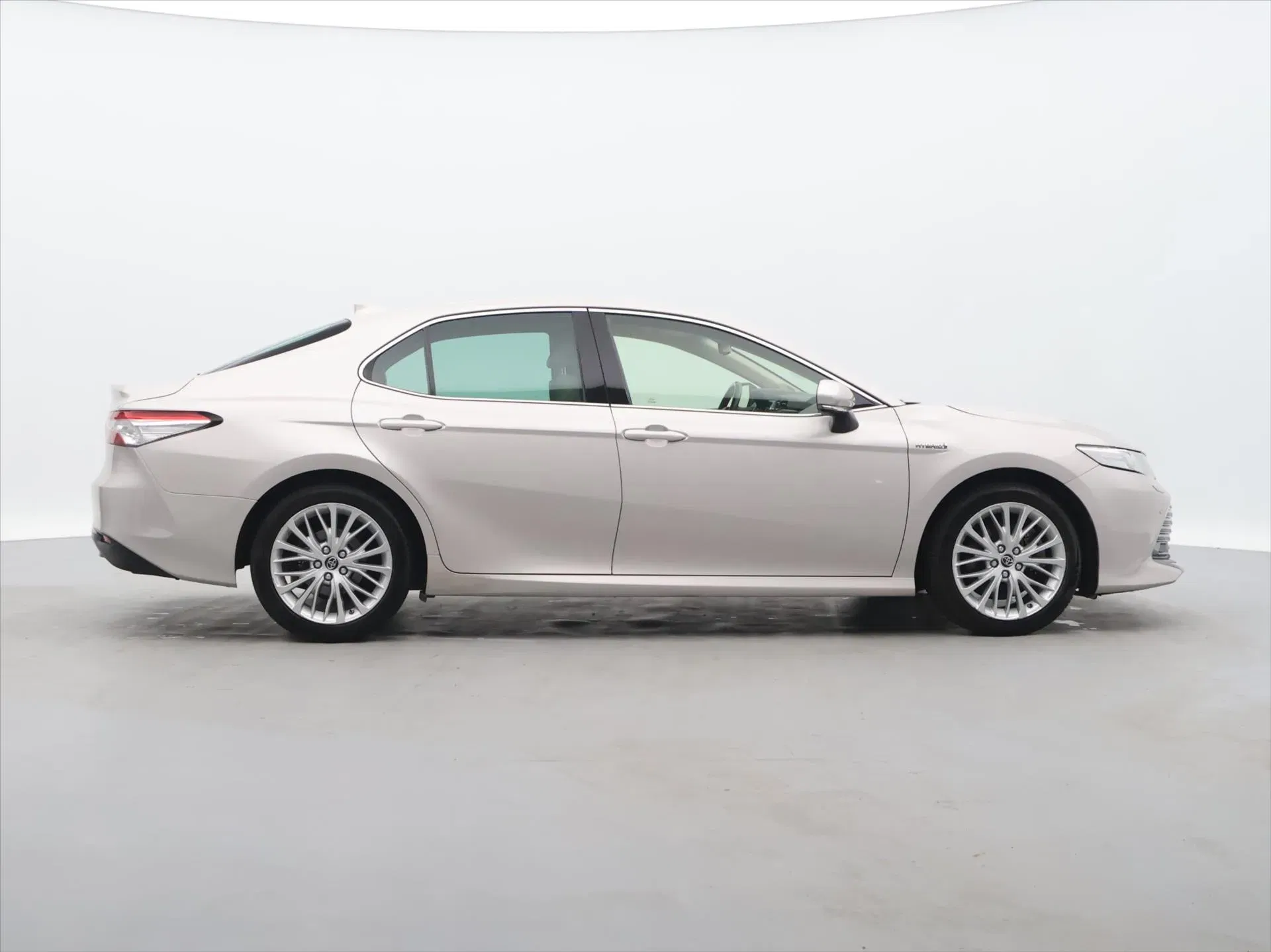 Toyota Camry - Náhled 8