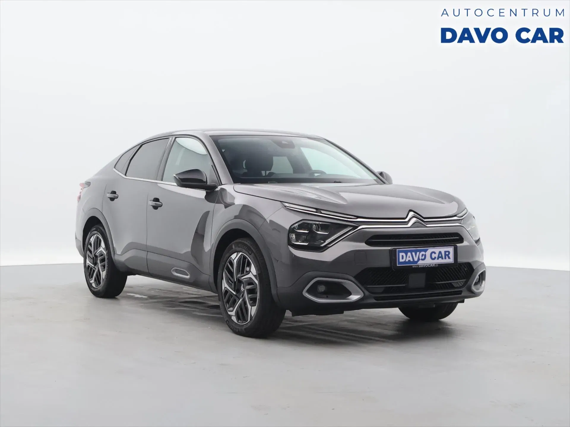 Citroën C4 X 1,2 PT 96kW CZ 1 Maj. Shine, 2023
