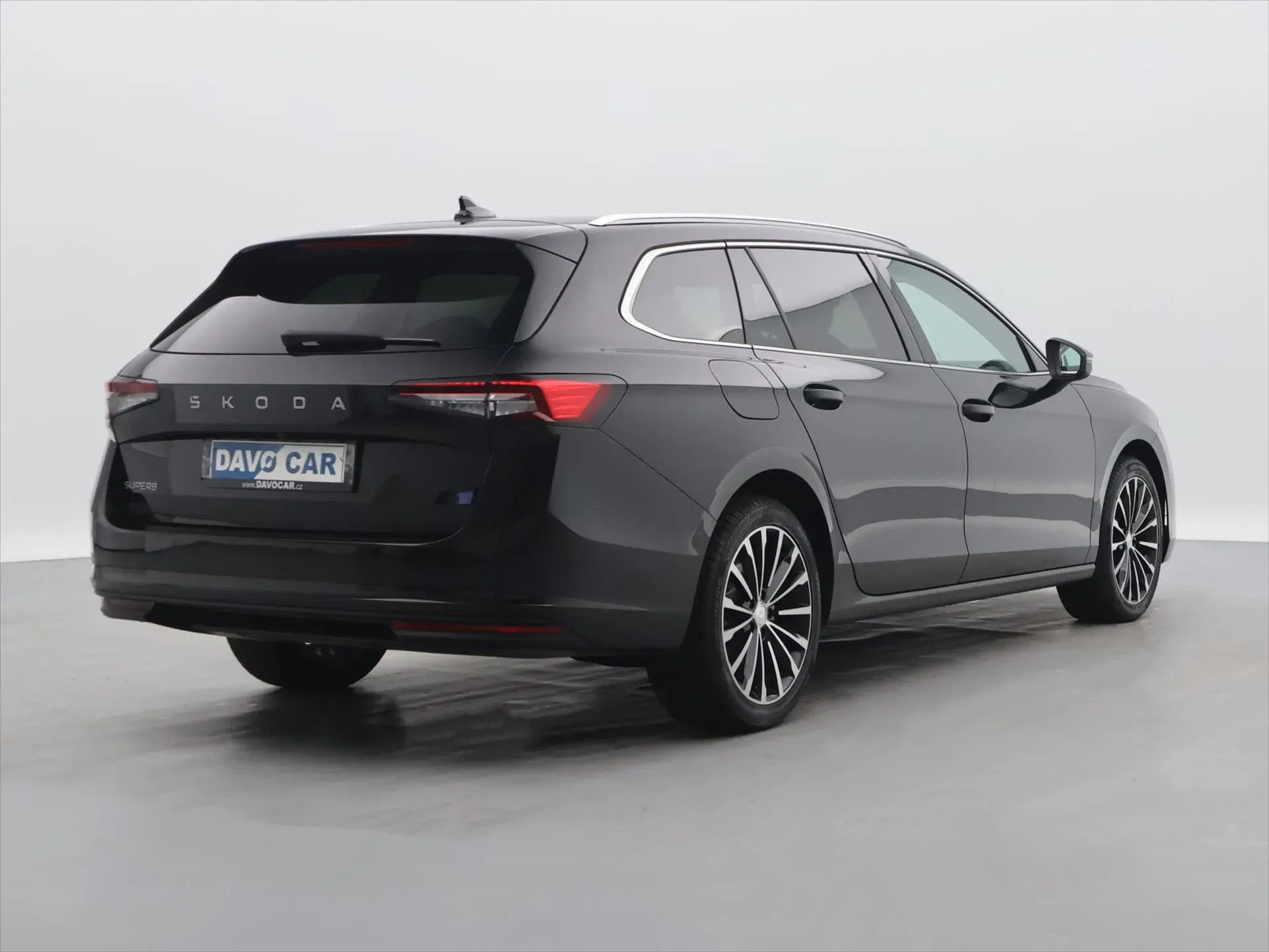 Škoda Superb - Náhled 7