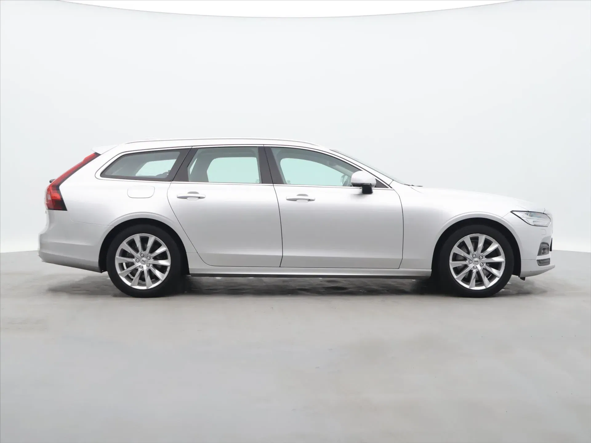 Volvo V90 - Náhled 8