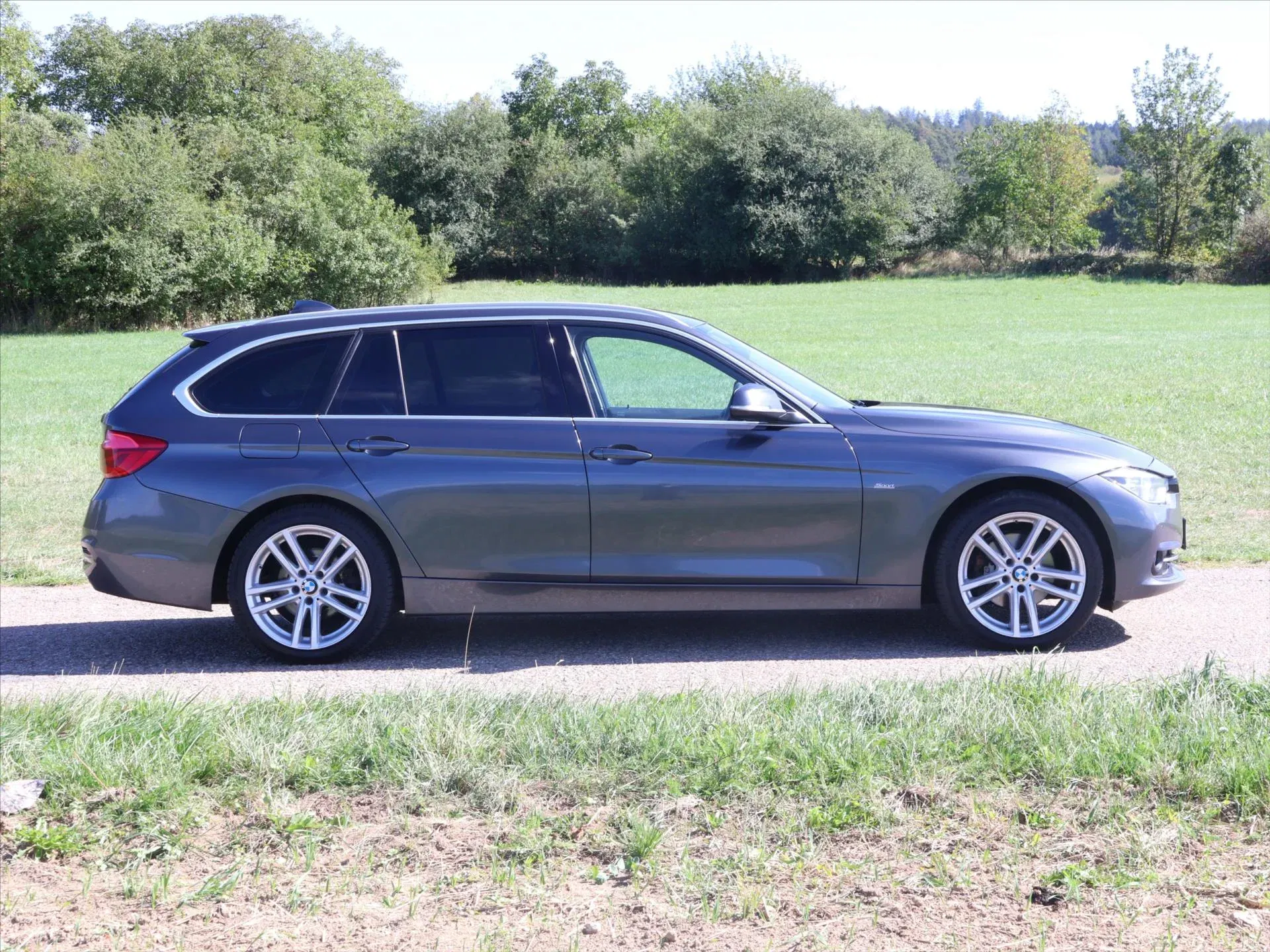 BMW Řada 3 - Náhled 8