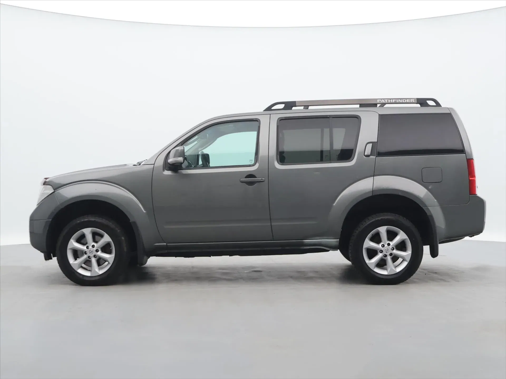 Nissan Pathfinder - Náhled 4