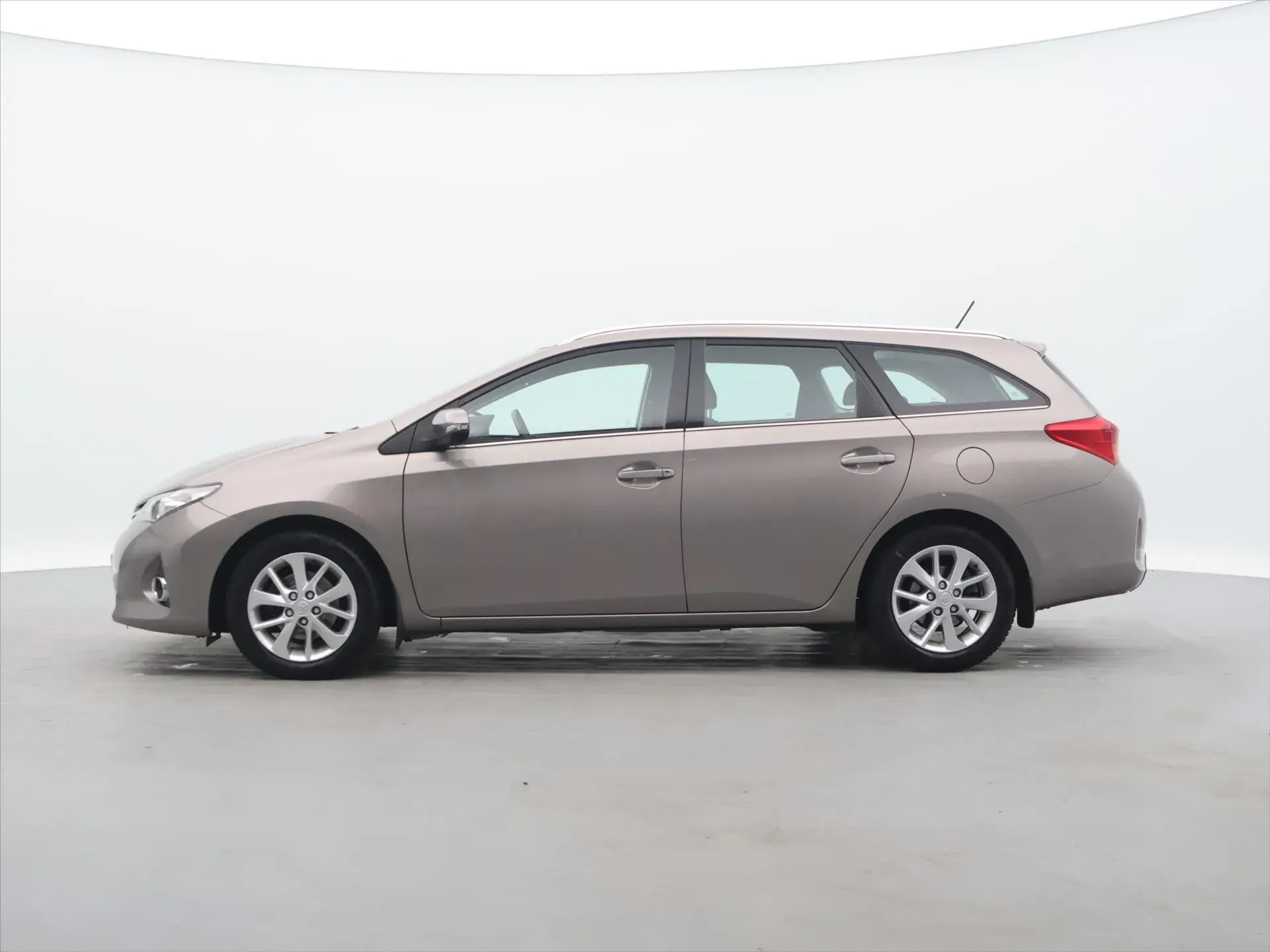 Toyota Auris - Náhled 4