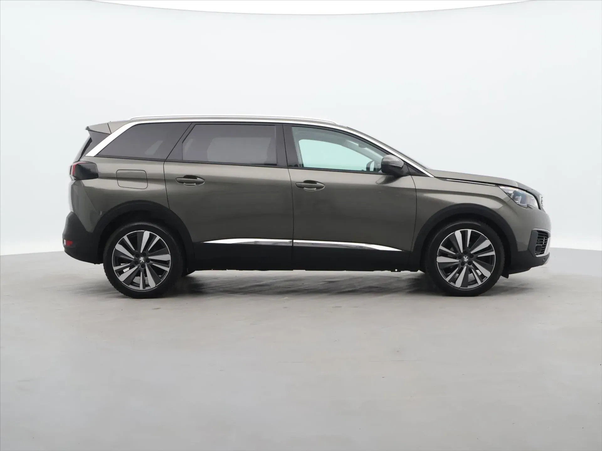 Peugeot 5008 - Náhled 8