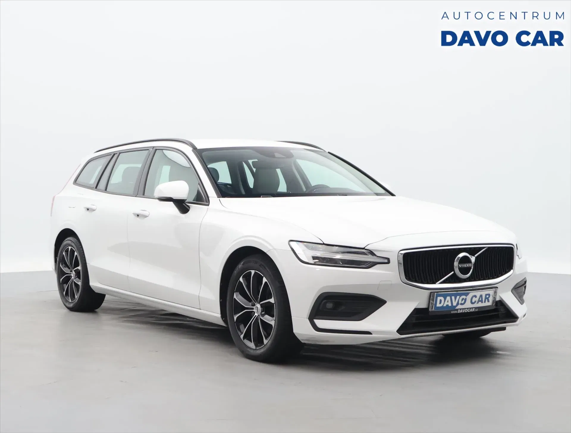 Volvo V60 2,0 D3 110kW Drive-E Momentum CZ, 2020