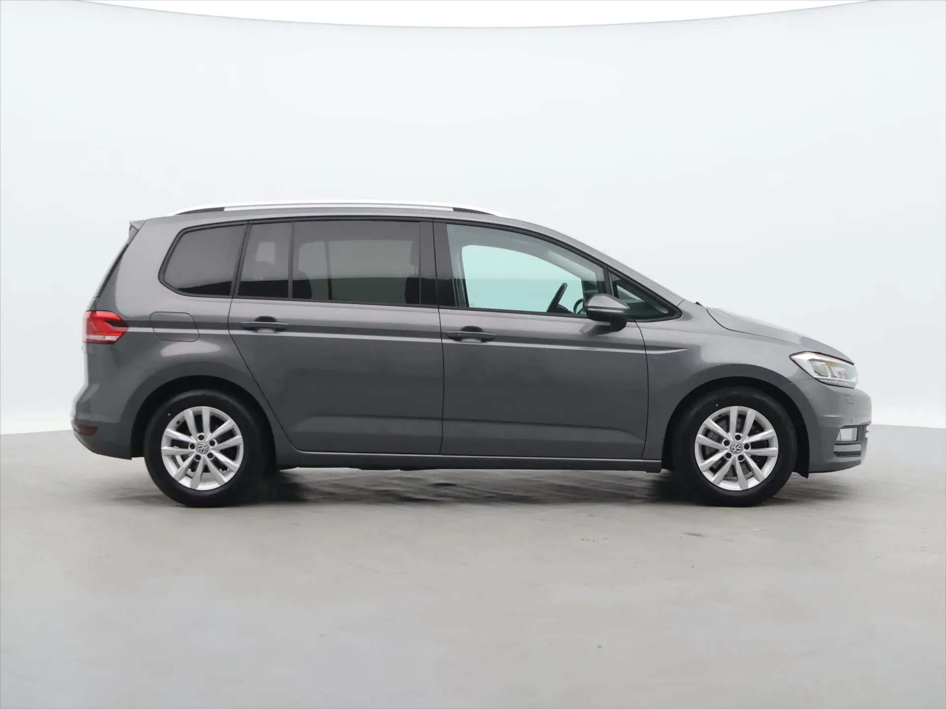 Volkswagen Touran - Náhled 8