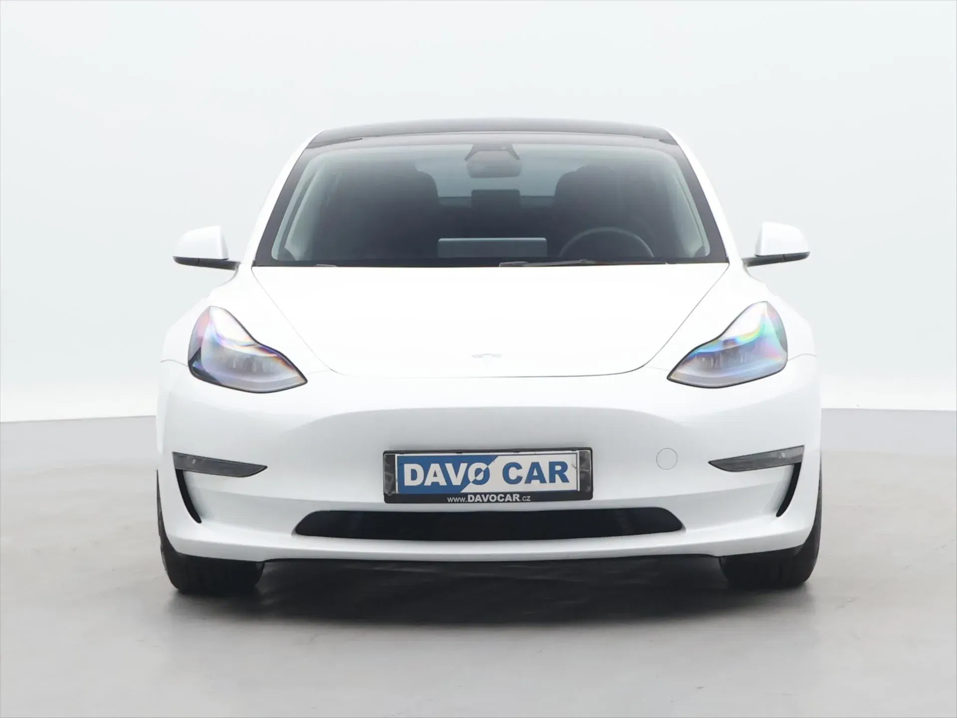 Tesla Model 3 - Náhled 2