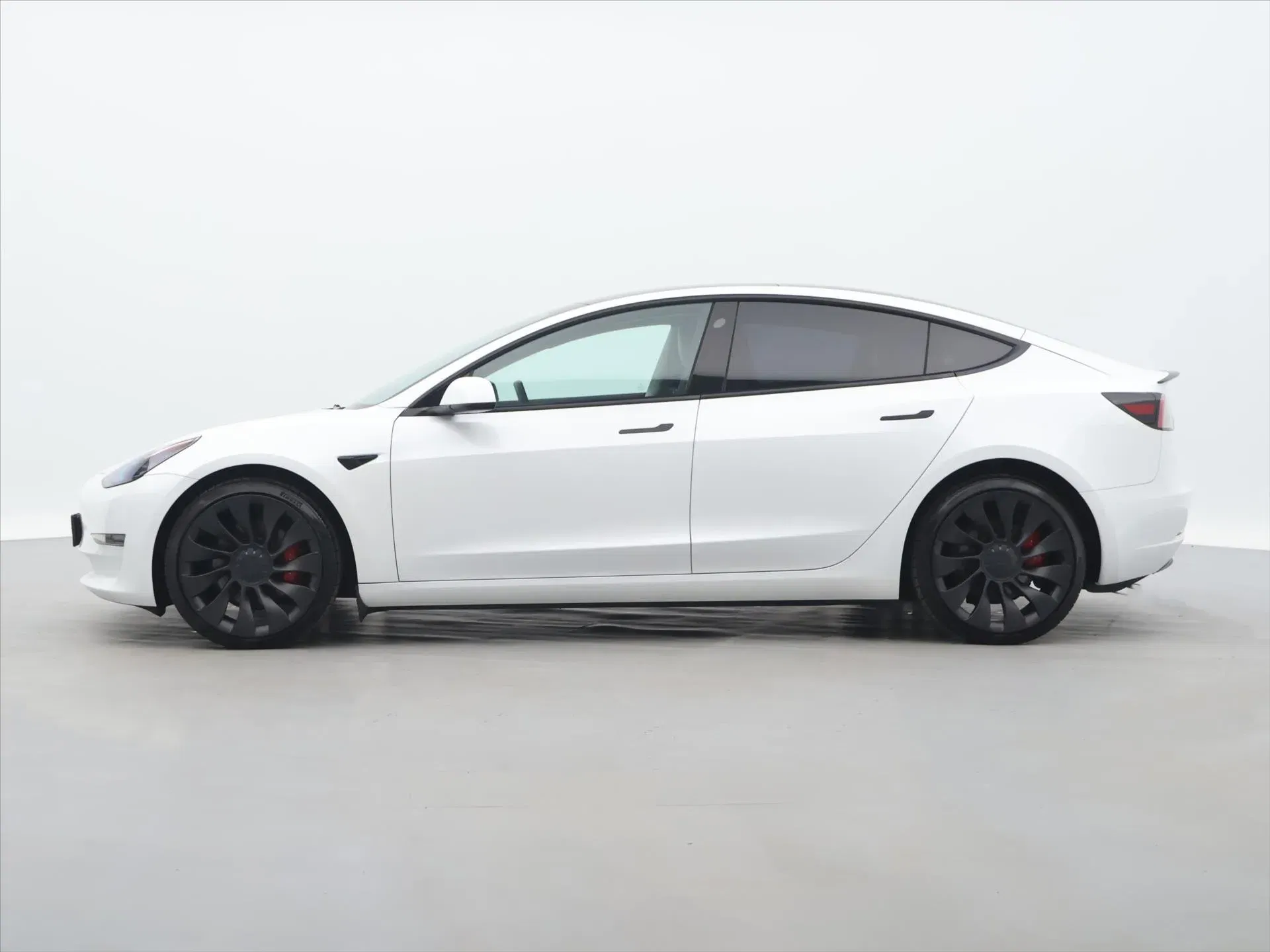 Tesla Model 3 - Náhled 4
