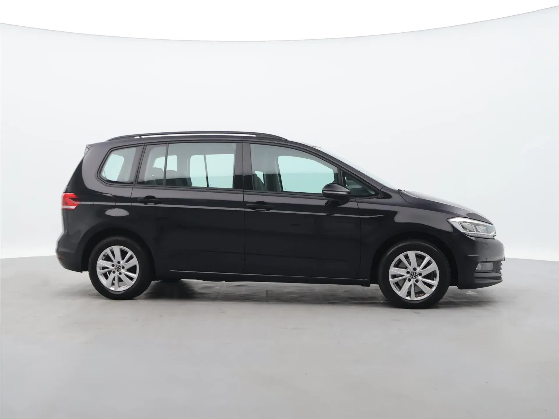 Volkswagen Touran - Náhled 8