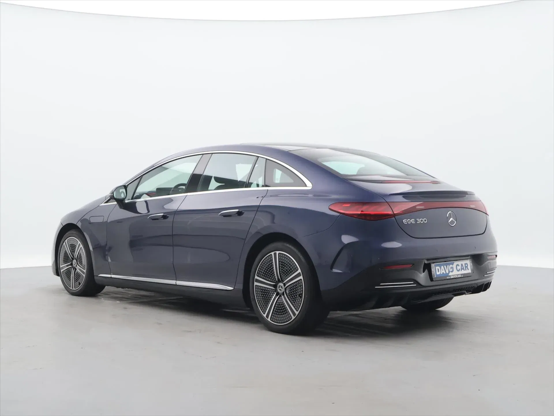 Mercedes-Benz EQE - Náhled 5
