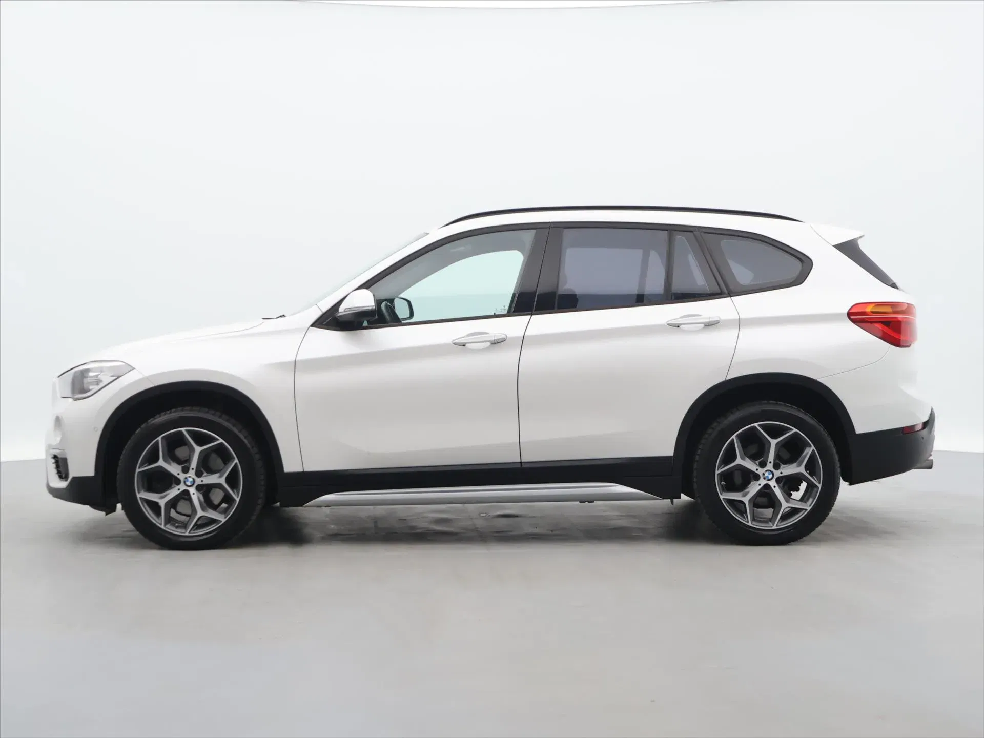BMW X1 - Náhled 4
