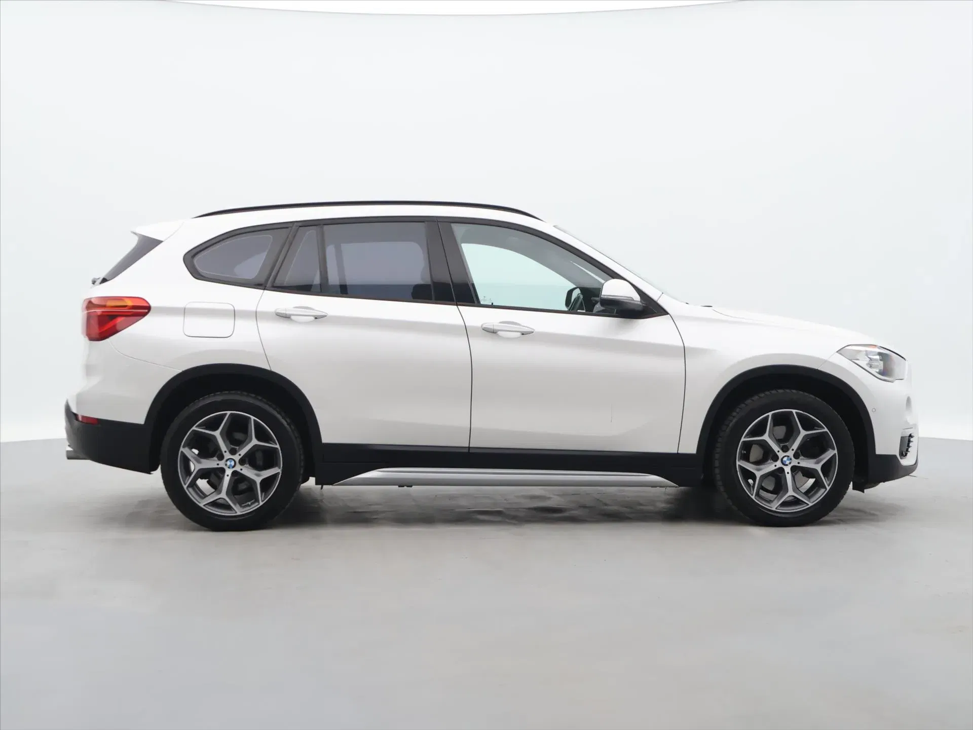 BMW X1 - Náhled 8