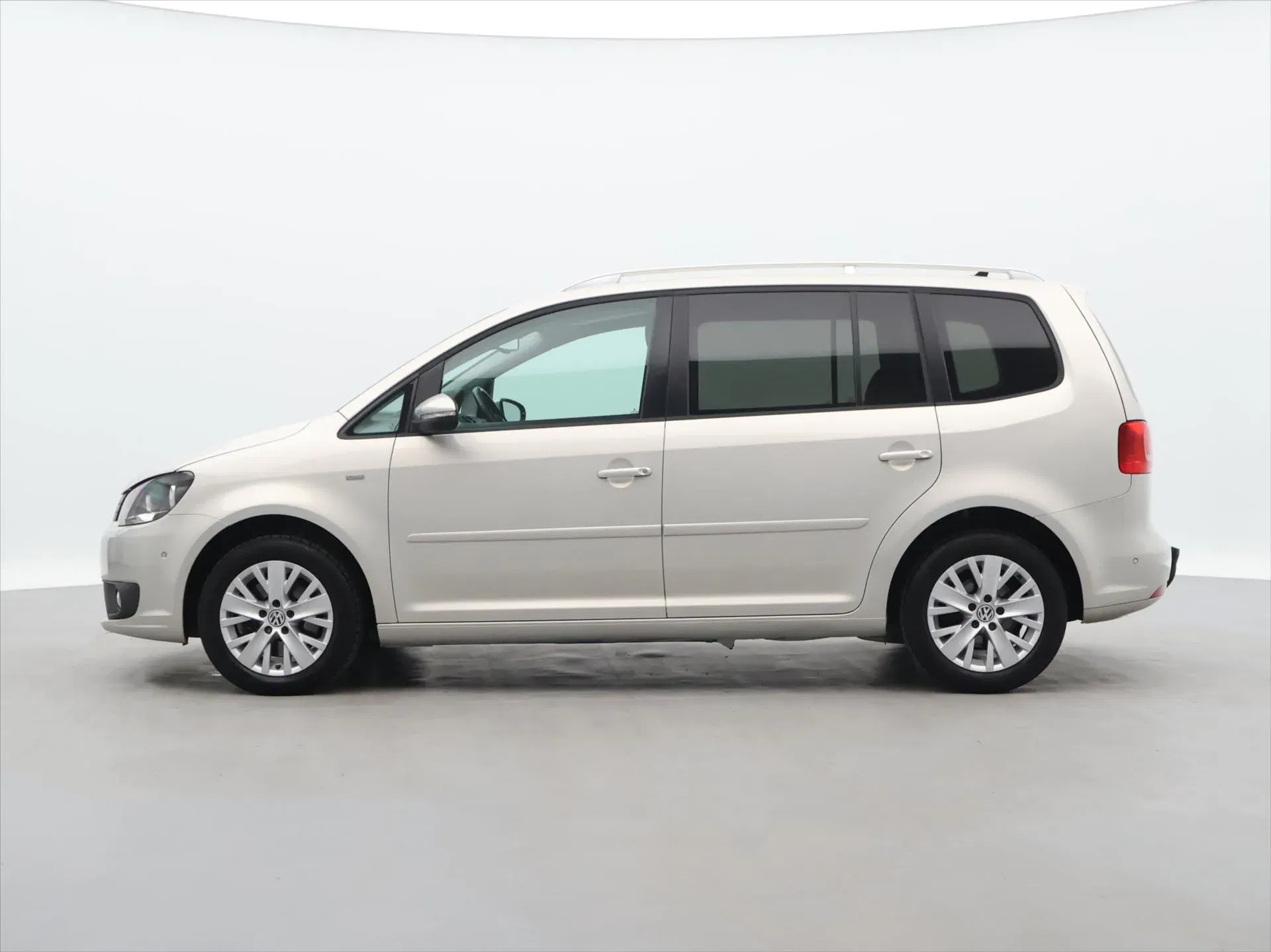 Volkswagen Touran - Náhled 4