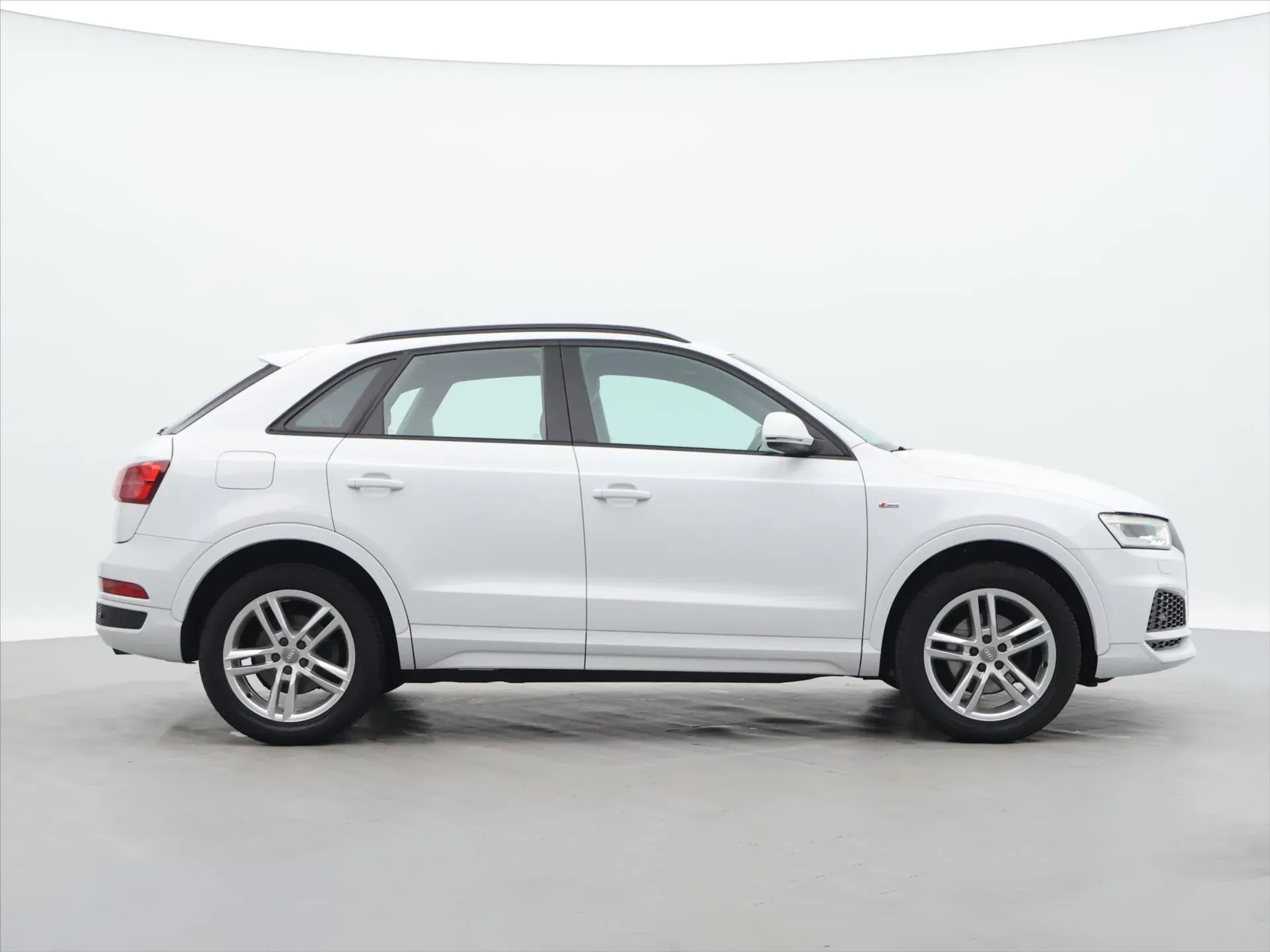 Audi Q3 - Náhled 8
