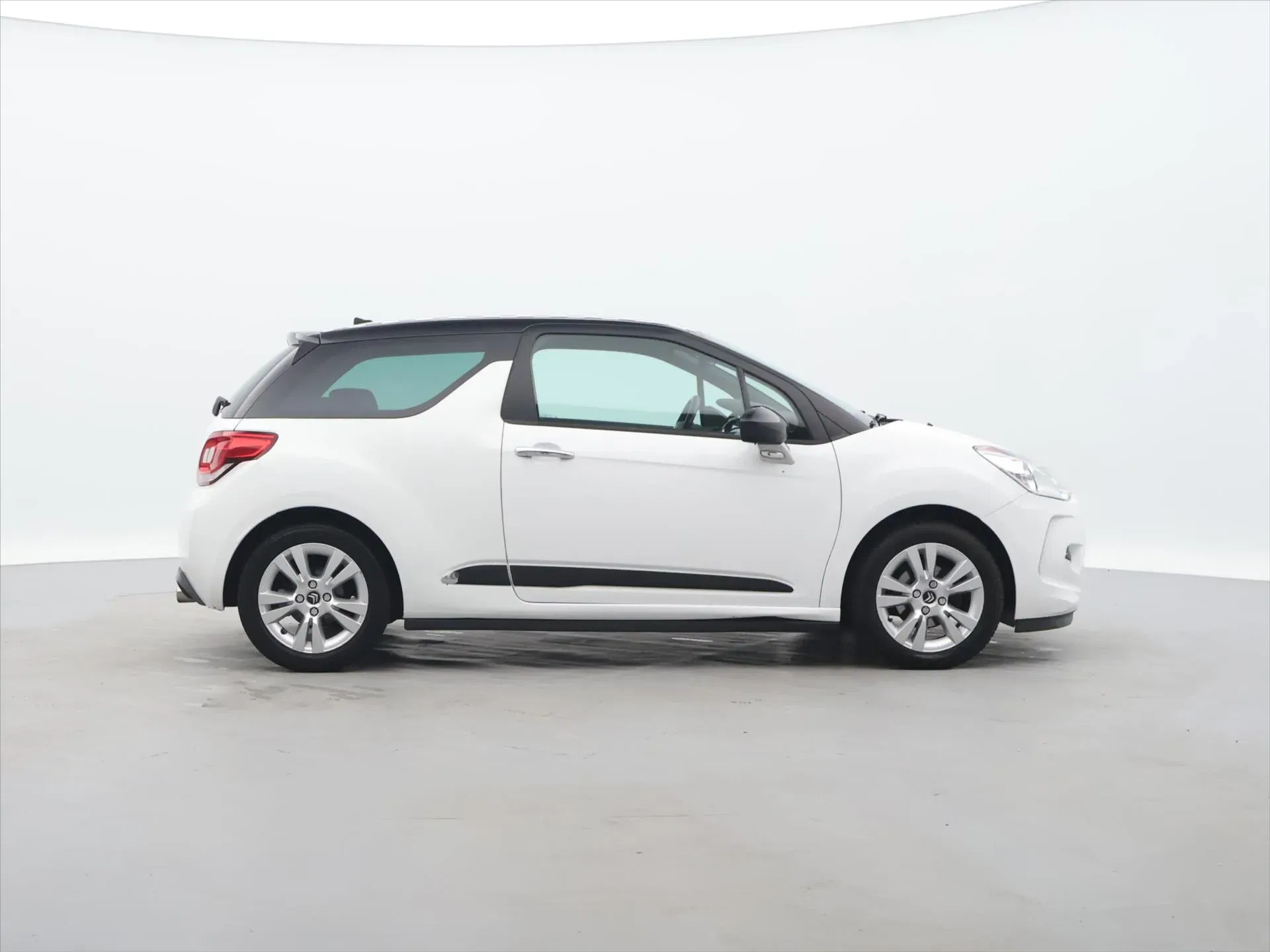 Citroën DS3 - Náhled 8