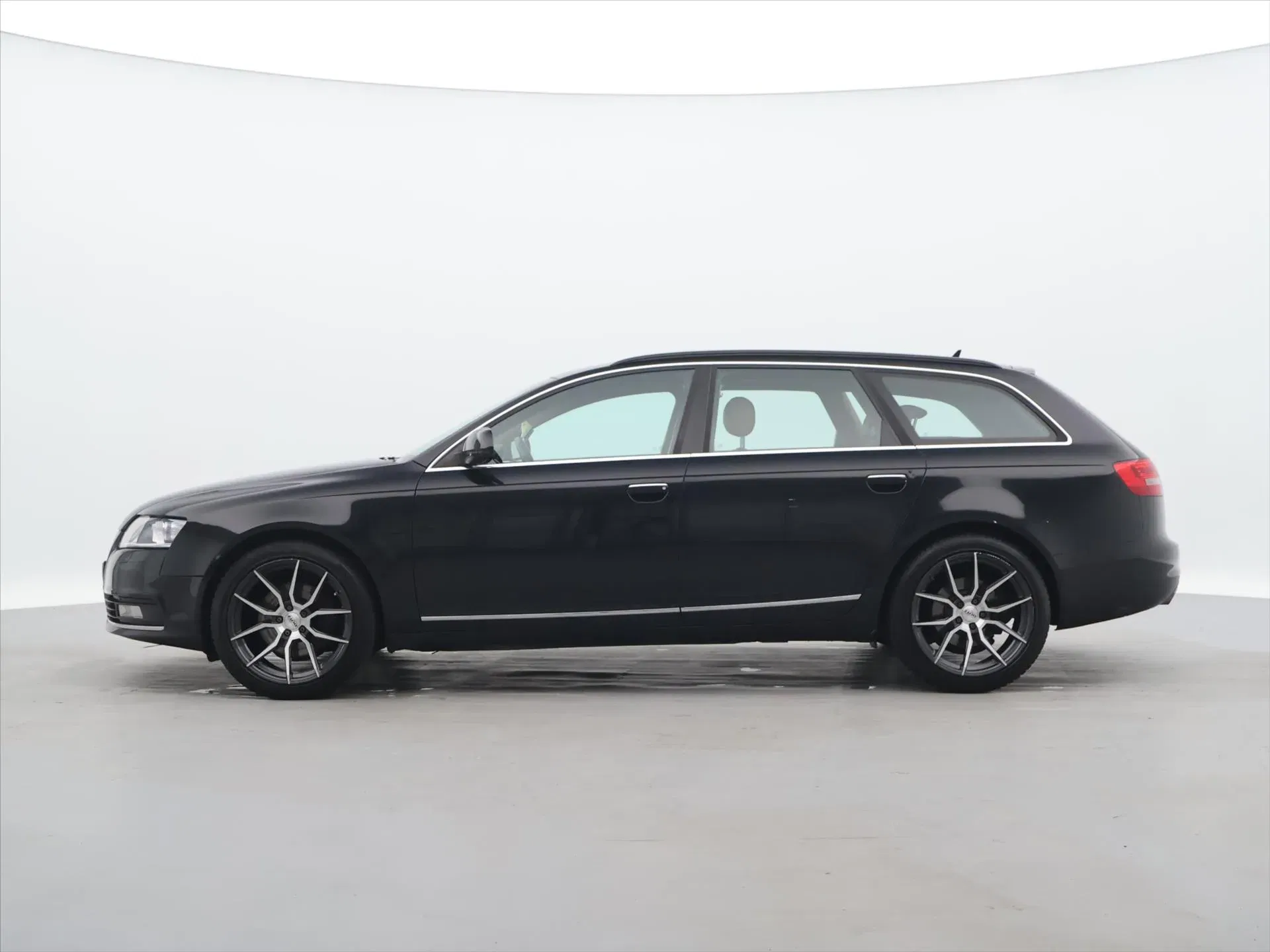 Audi A6 - Náhled 4