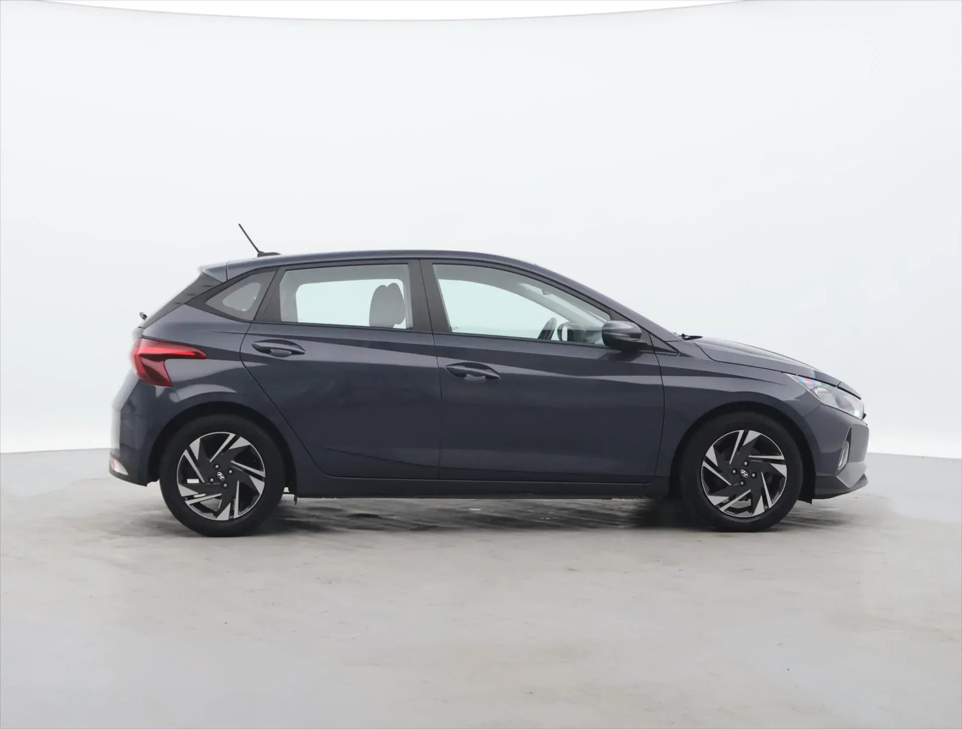 Hyundai i20 - Náhled 8