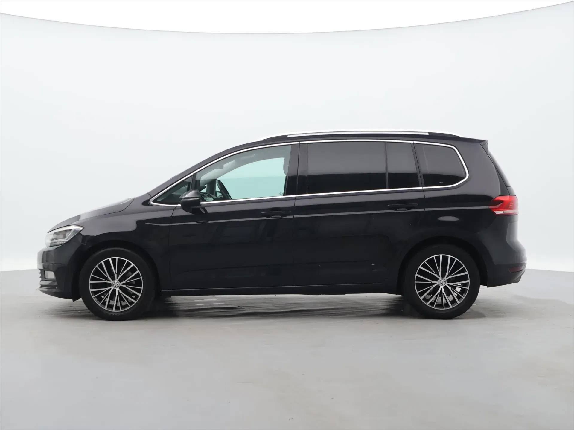Volkswagen Touran - Náhled 3