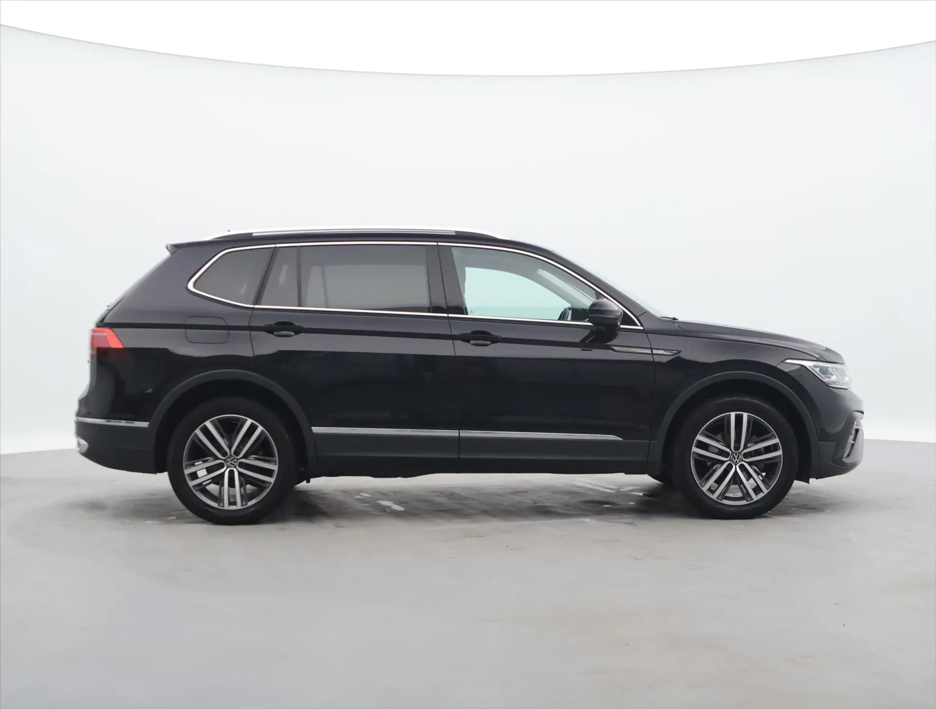 Volkswagen Tiguan Allspace - Náhled 8