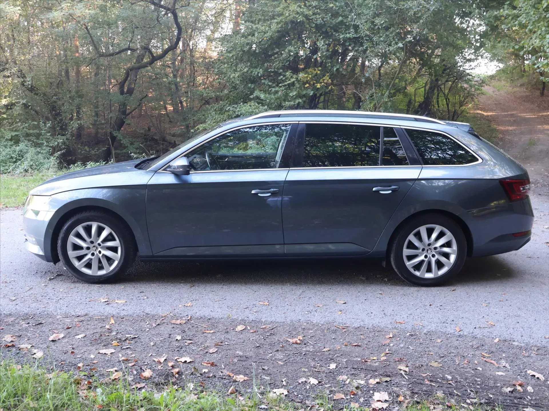 Škoda Superb - Náhled 4