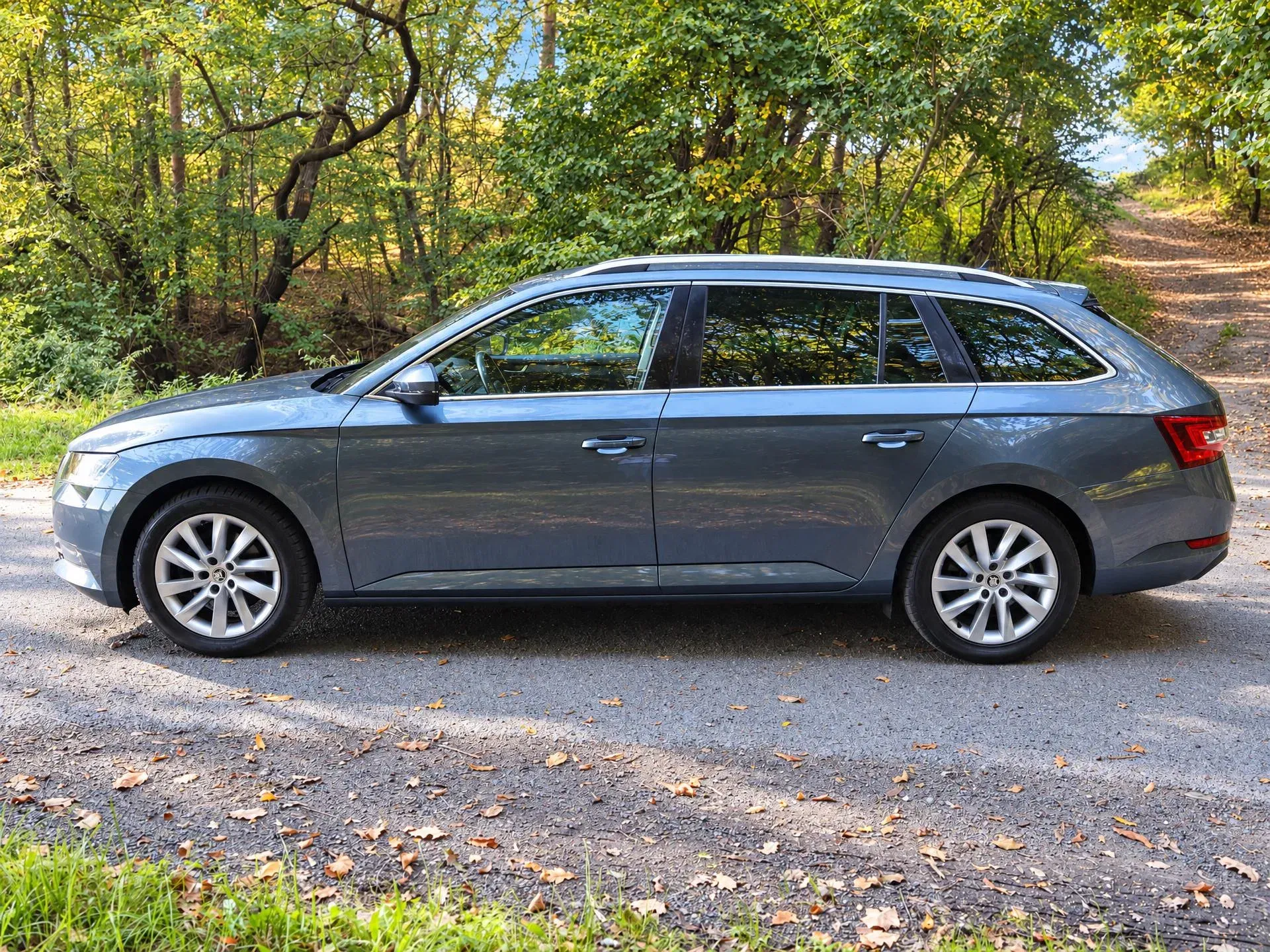 Škoda Superb - Náhled 4
