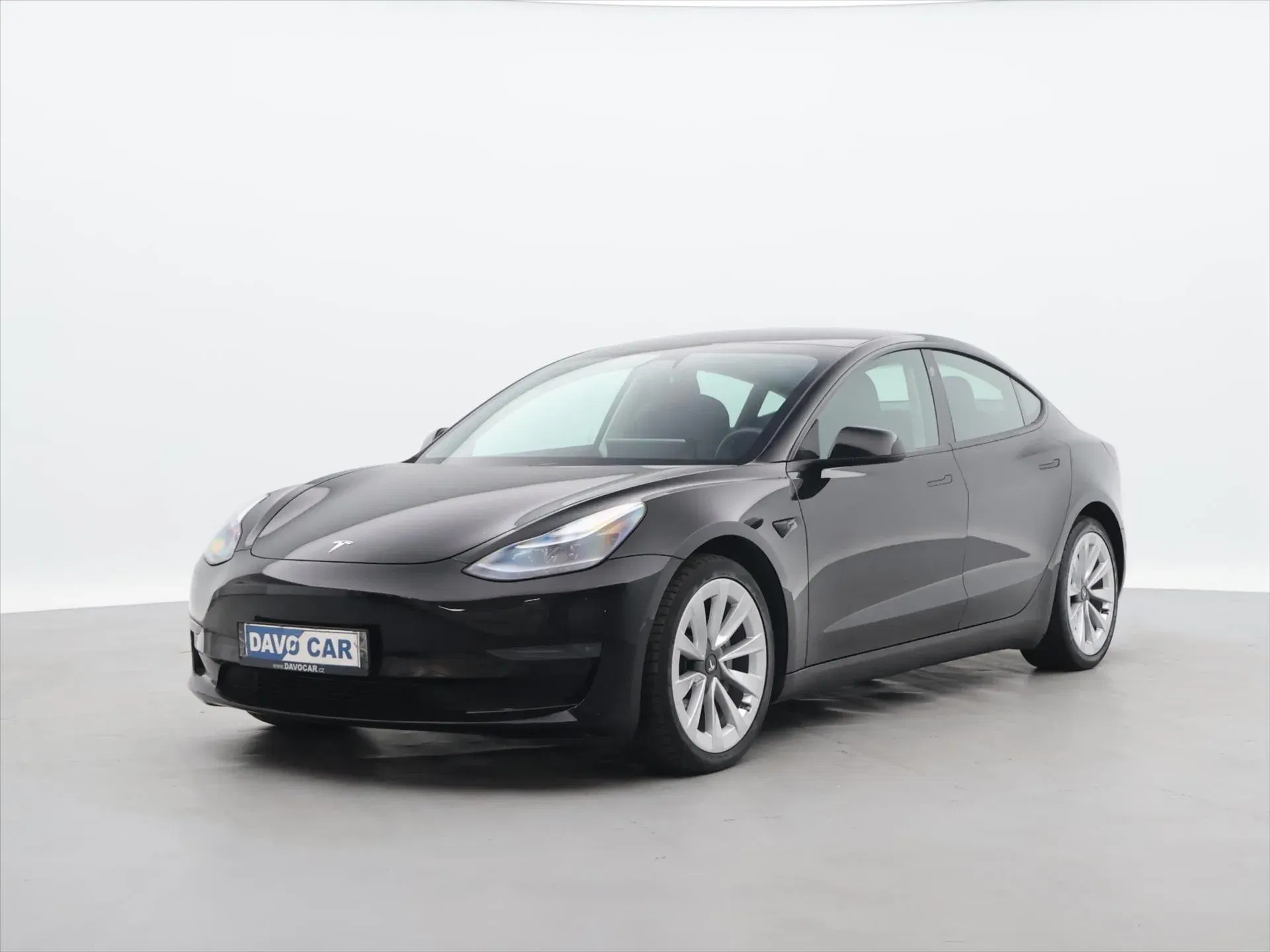 Tesla Model 3 - Náhled 3