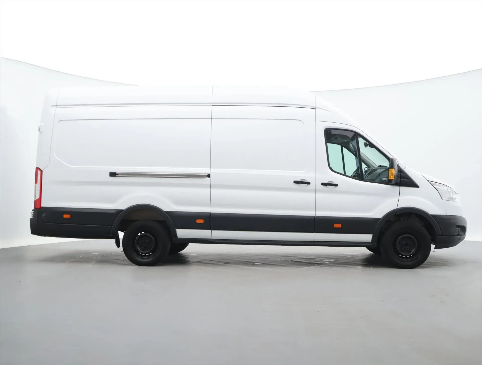 Ford Transit - Náhled 8