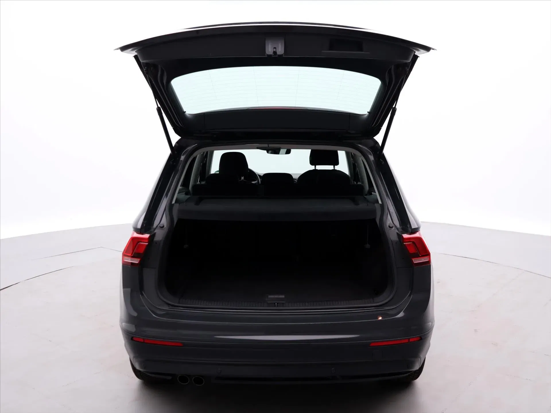 Volkswagen Tiguan - Náhled 8