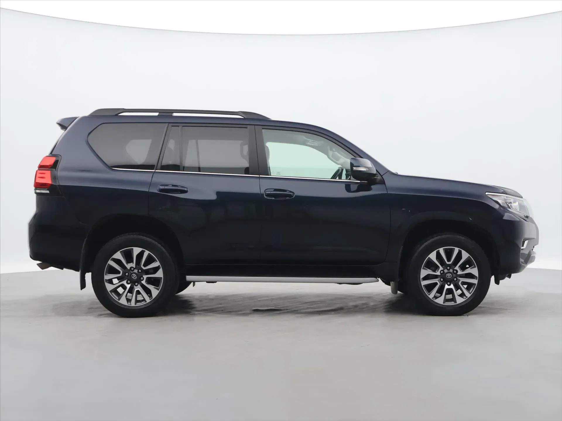 Toyota Land Cruiser - Náhled 8