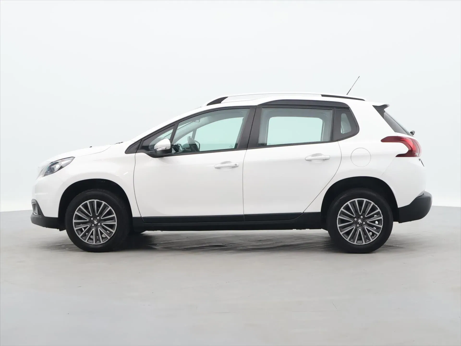 Peugeot 2008 - Náhled 4