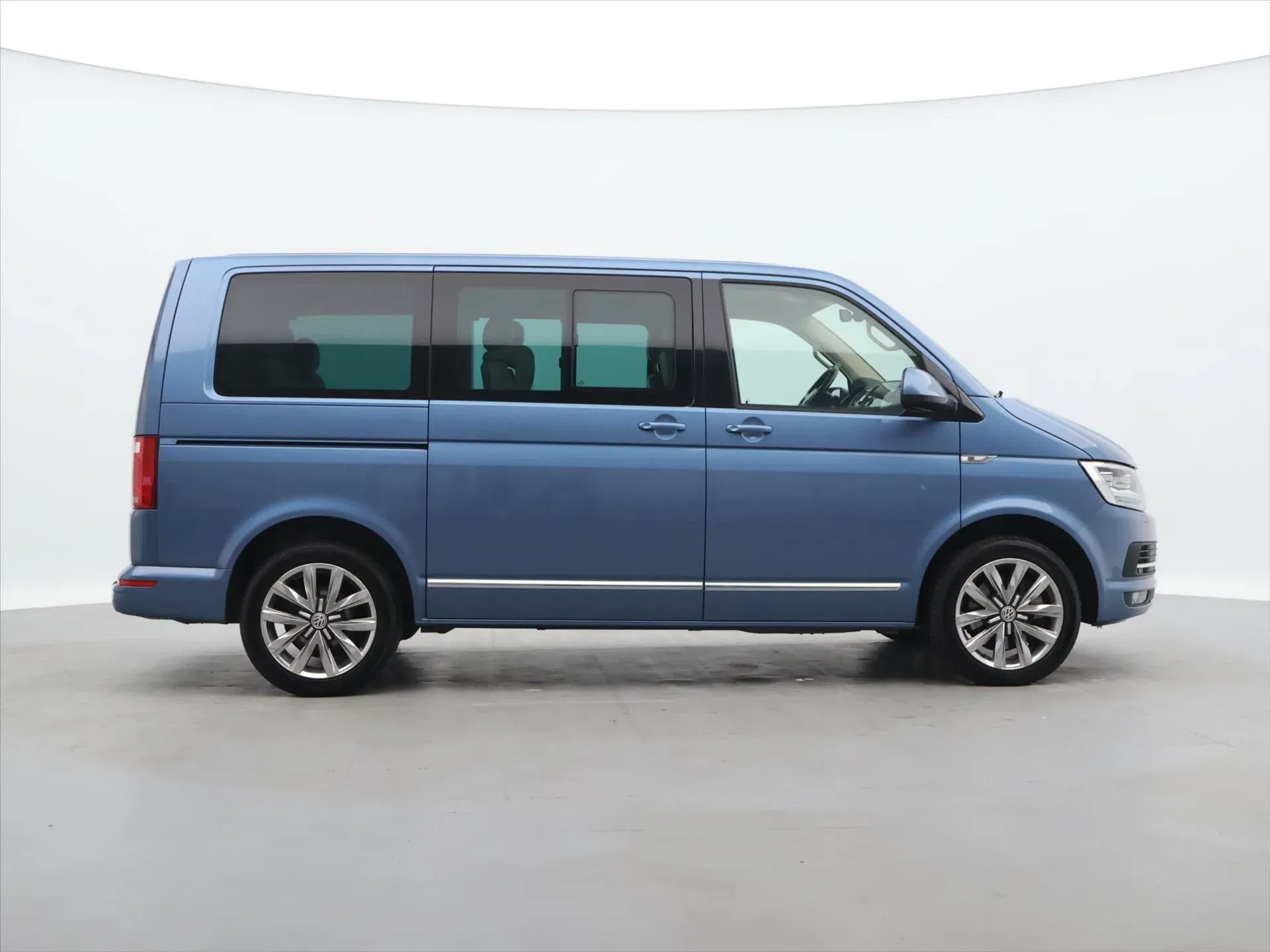 Volkswagen Multivan - Náhled 8