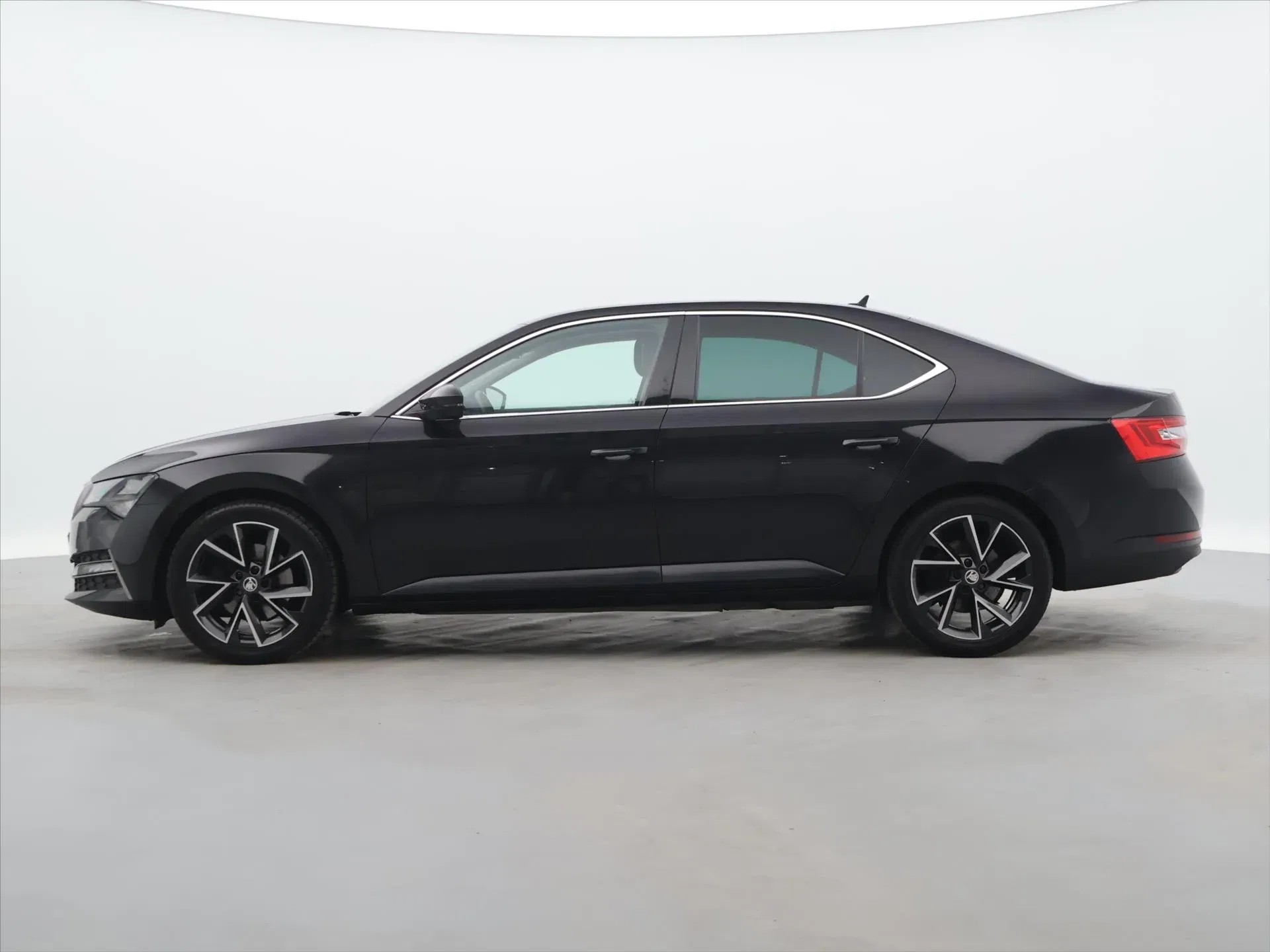 Škoda Superb - Náhled 4