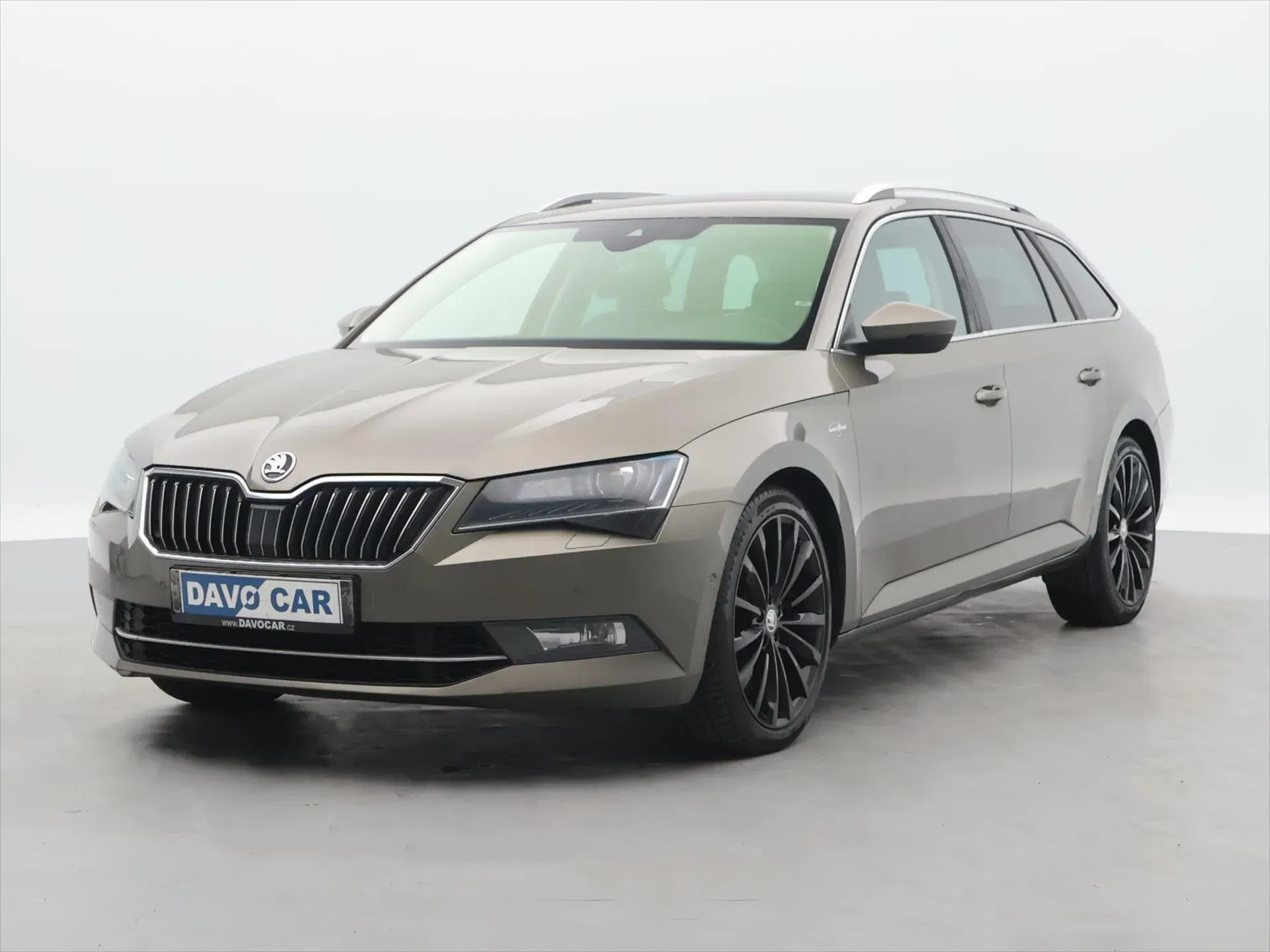 Škoda Superb - Náhled 3
