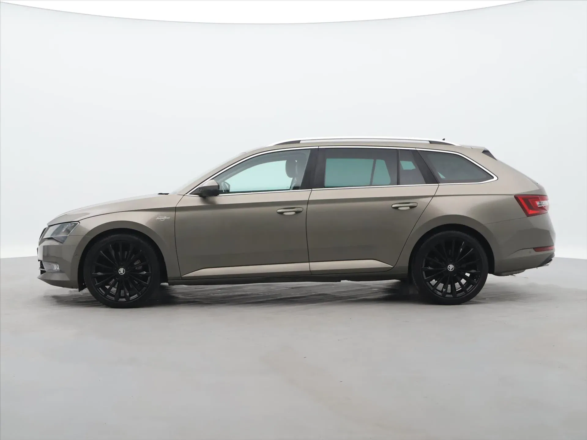 Škoda Superb - Náhled 4