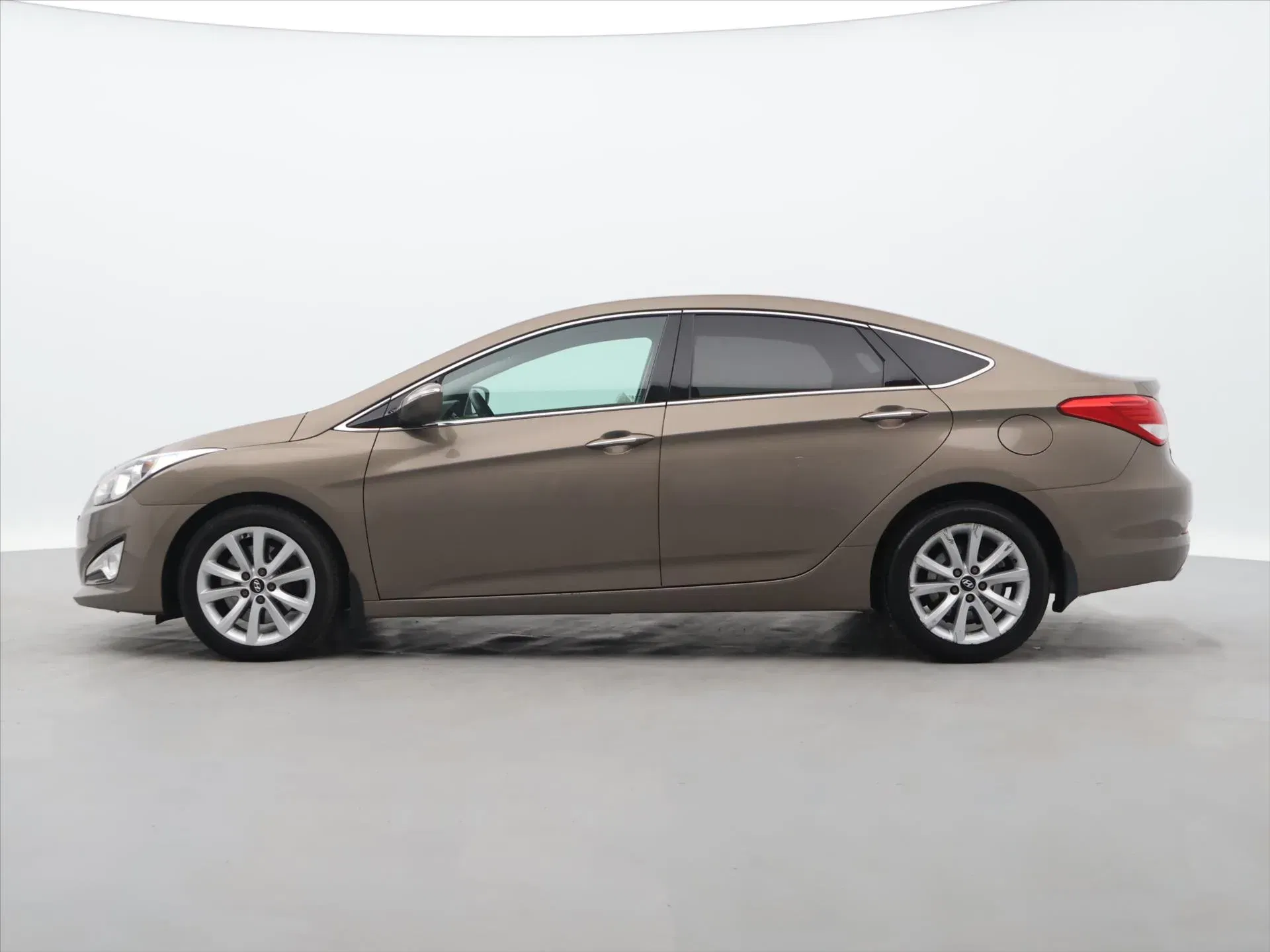 Hyundai i40 - Náhled 4