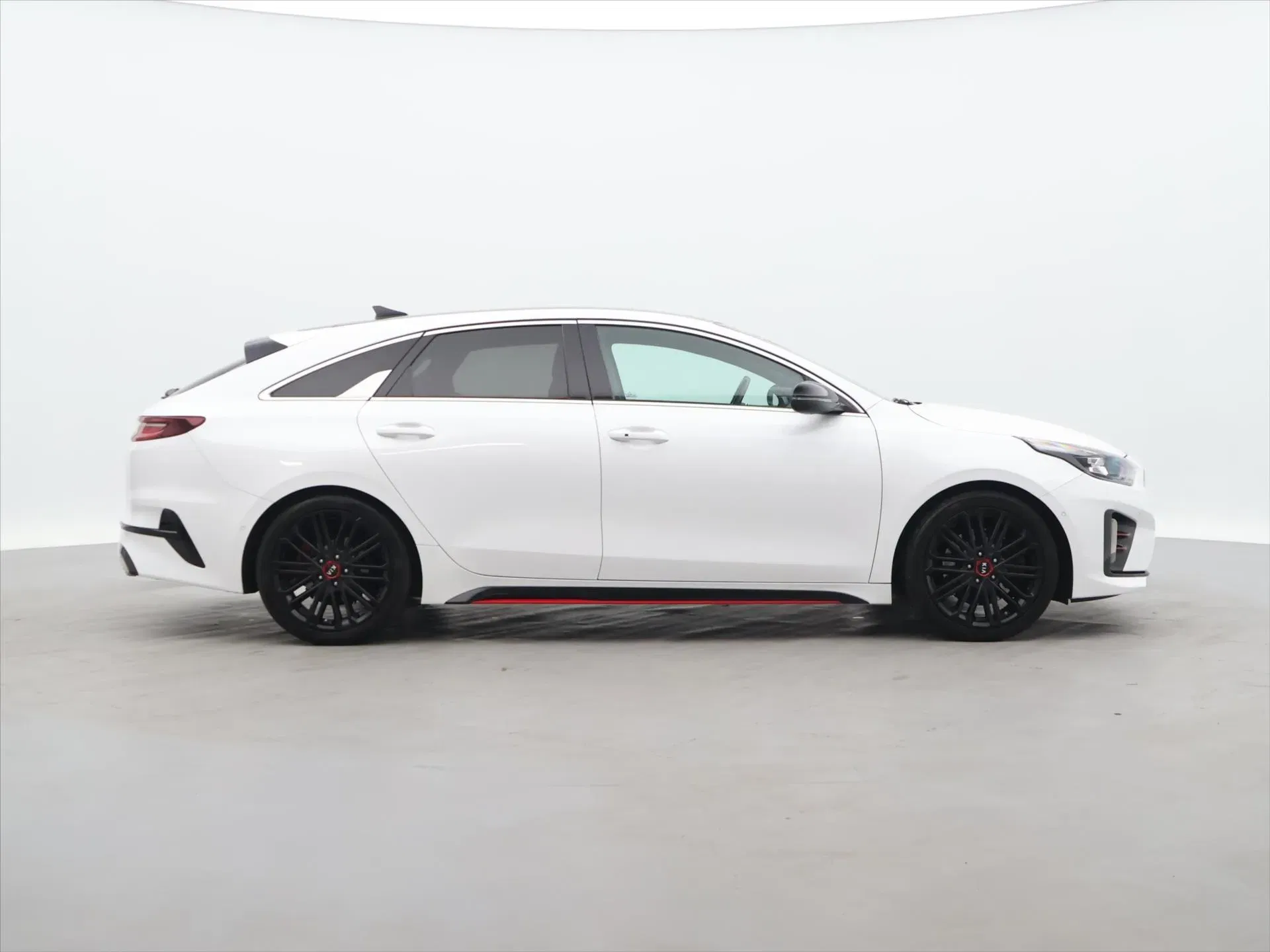 Kia Ceed - Náhled 8
