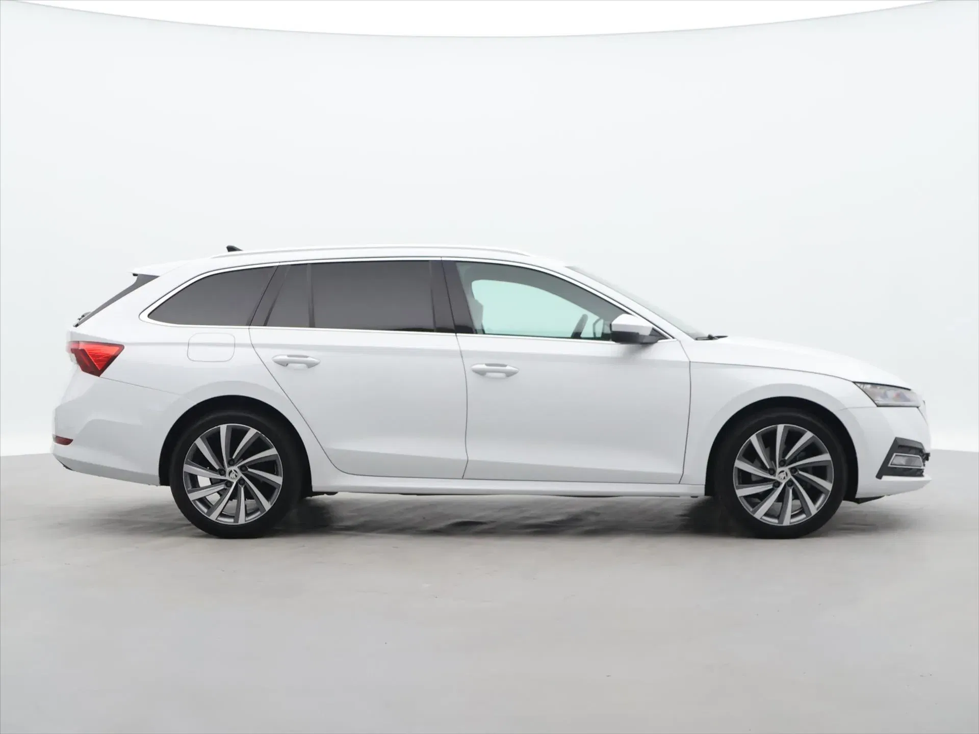 Škoda Octavia - Náhled 8