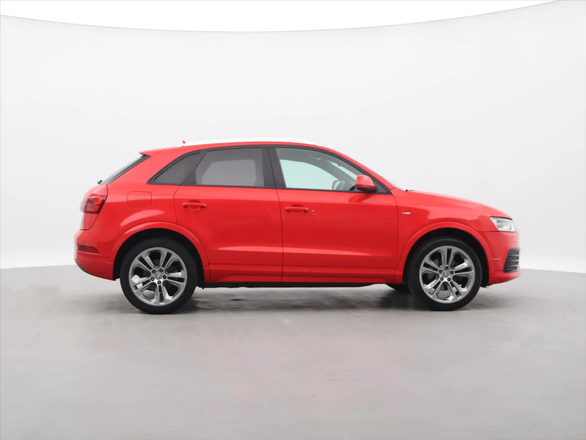 Audi Q3 - Náhled 8