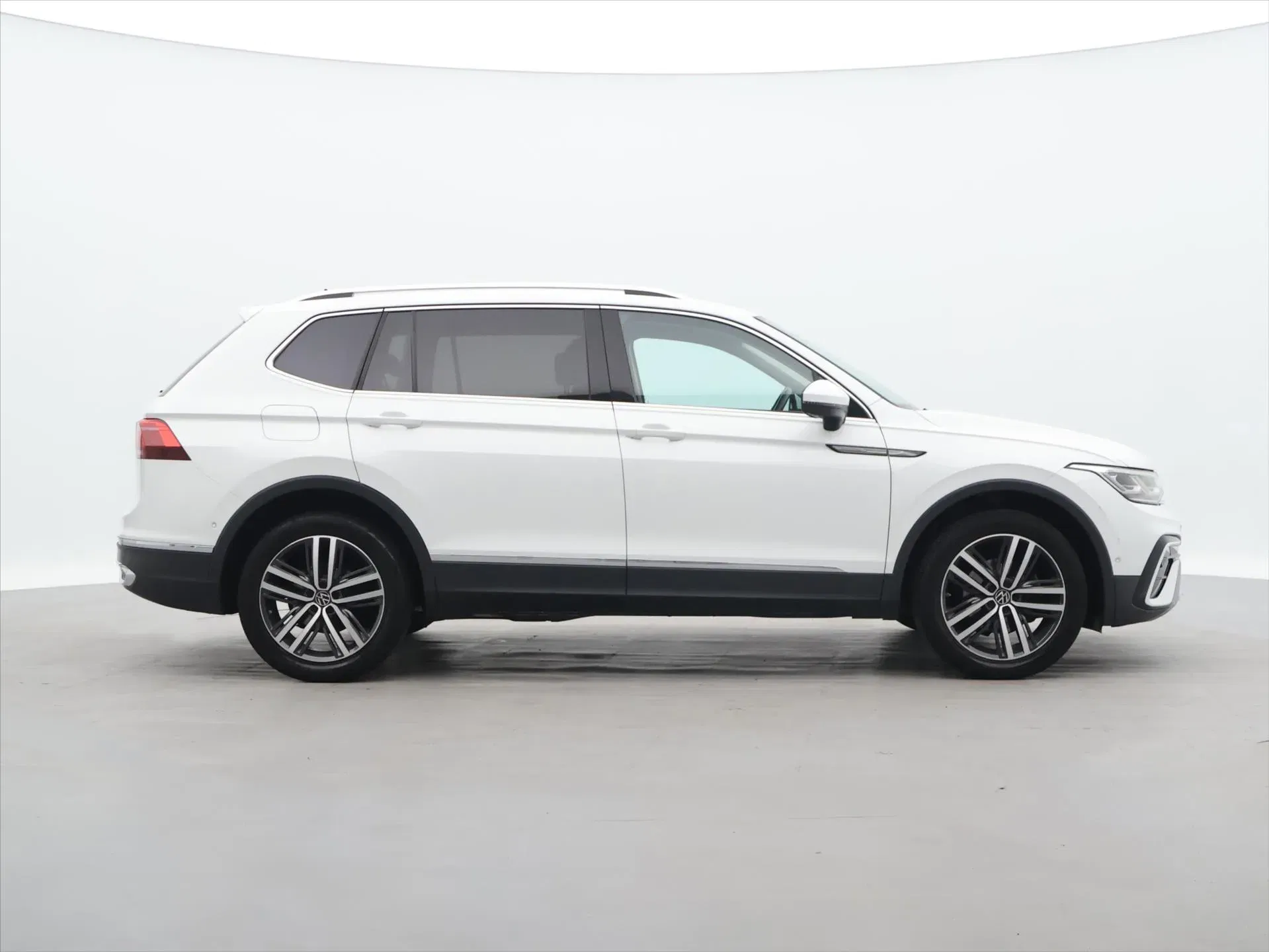 Volkswagen Tiguan Allspace - Náhled 8