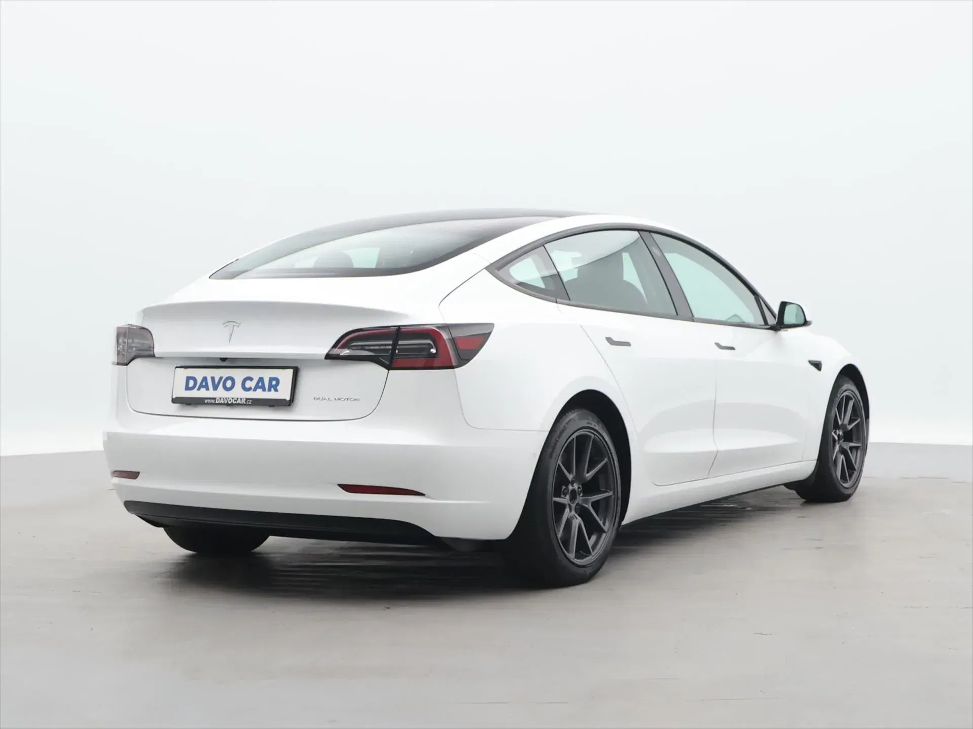 Tesla Model 3 - Náhled 7