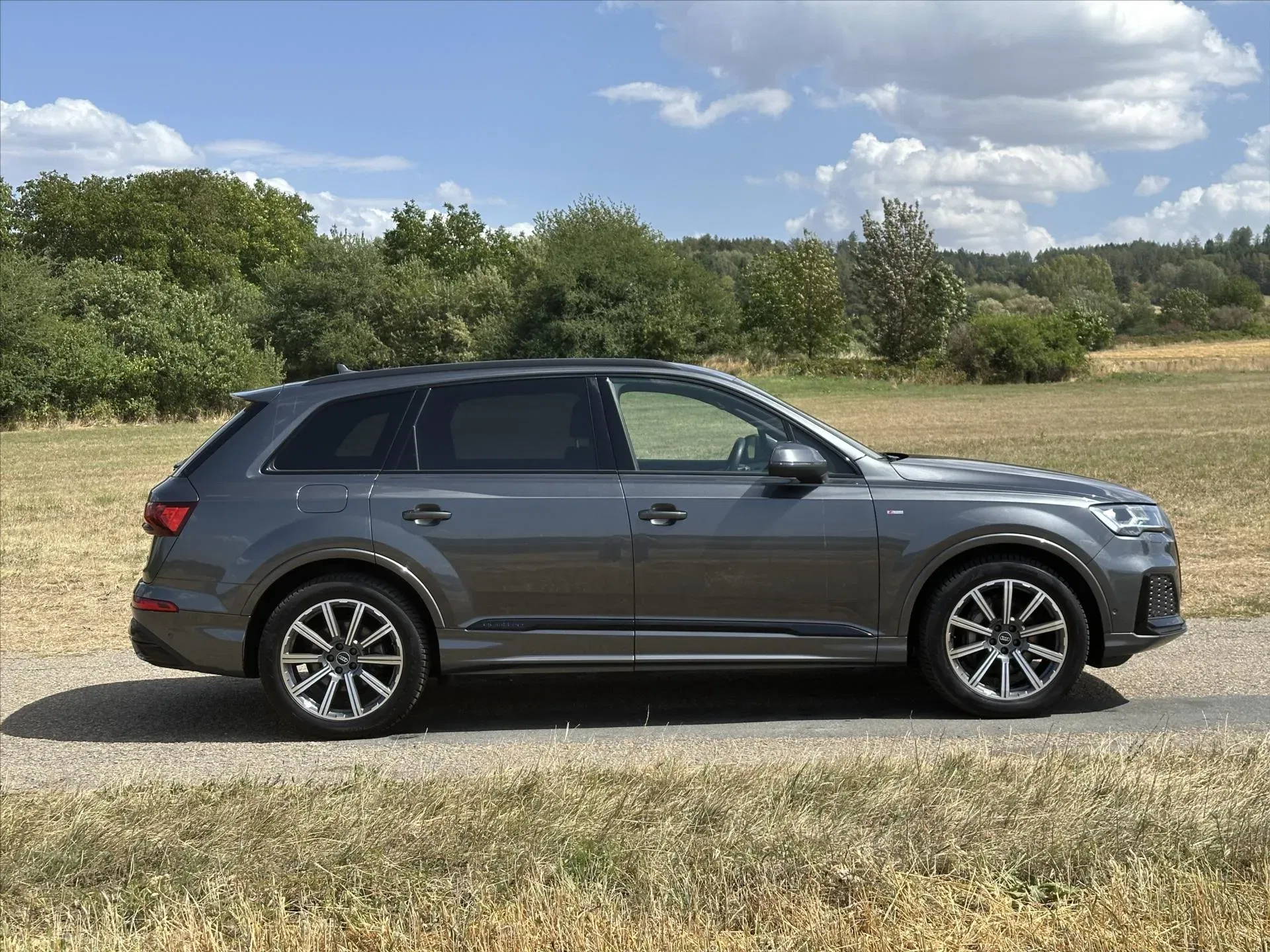 Audi Q7 - Náhled 8