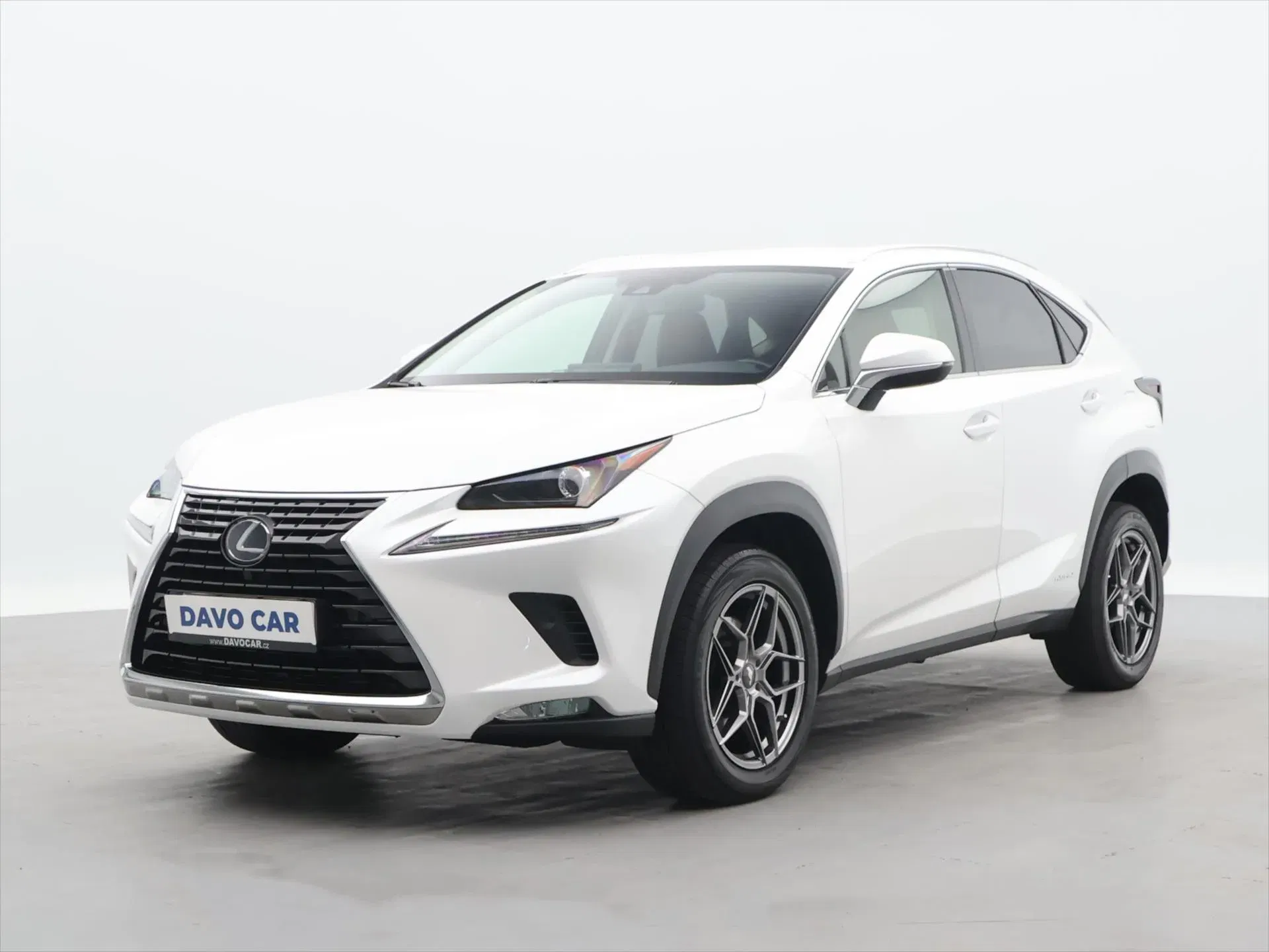 Lexus NX 300h - Náhled 3