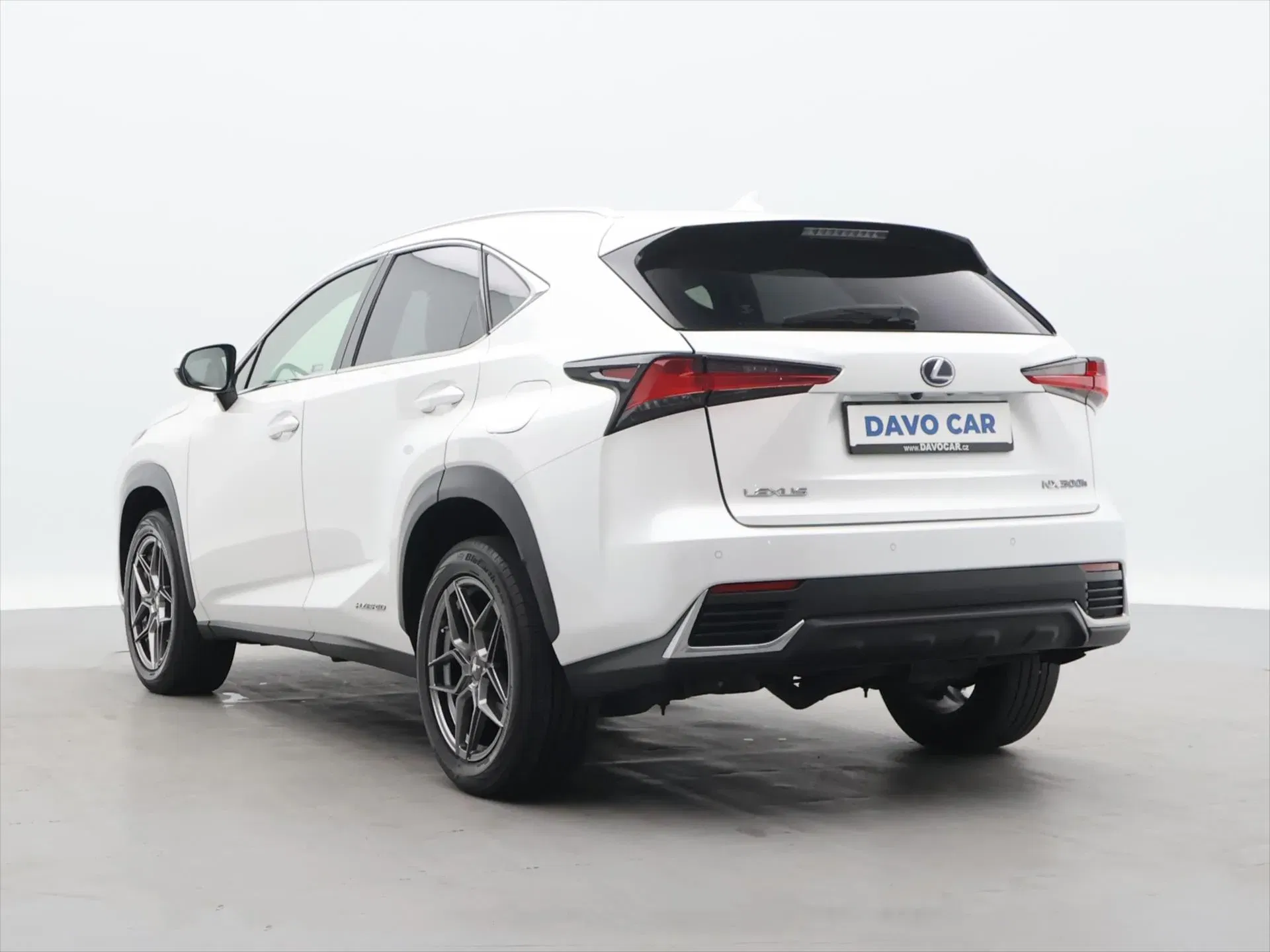 Lexus NX 300h - Náhled 5