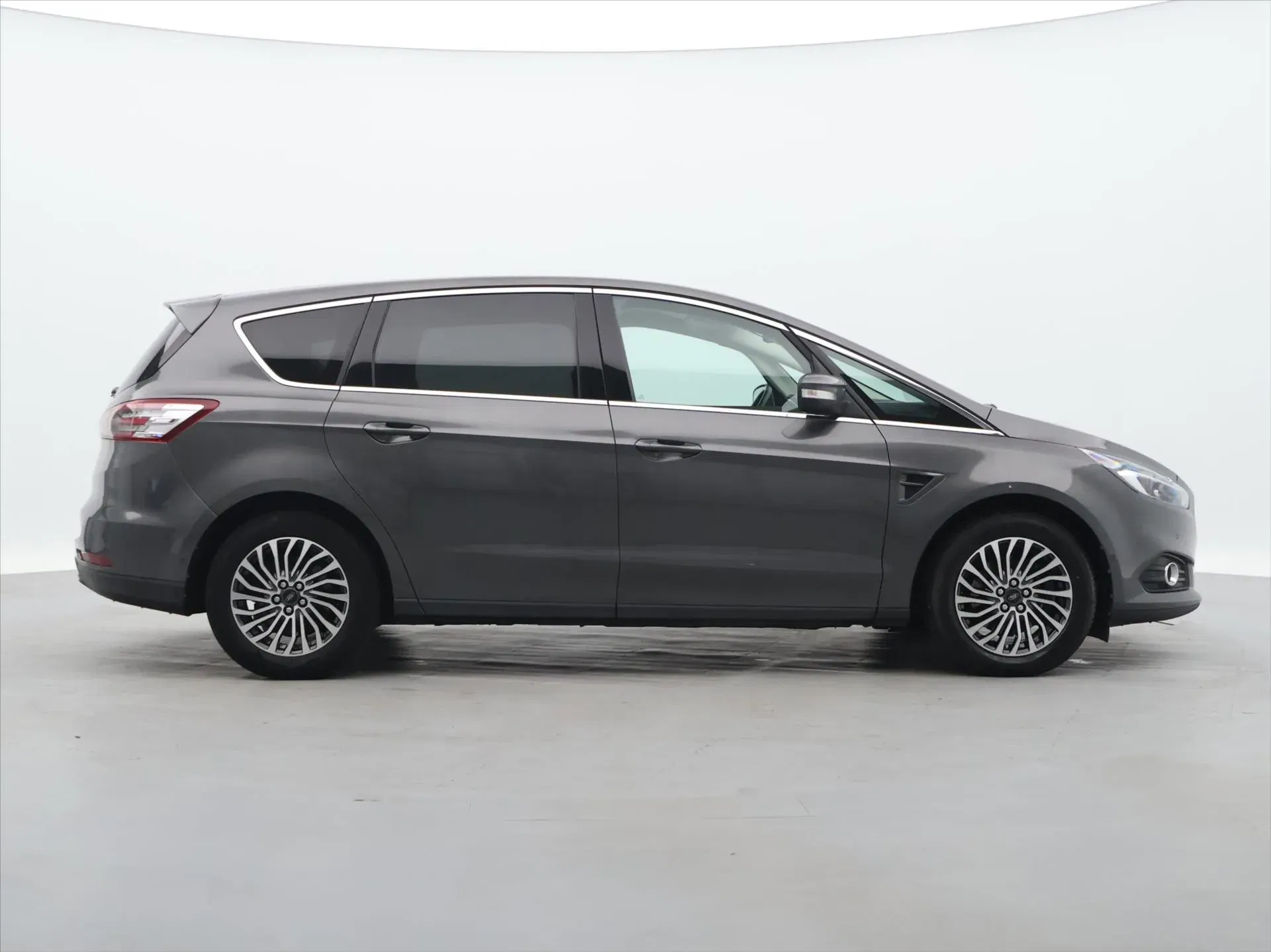 Ford S-MAX - Náhled 8