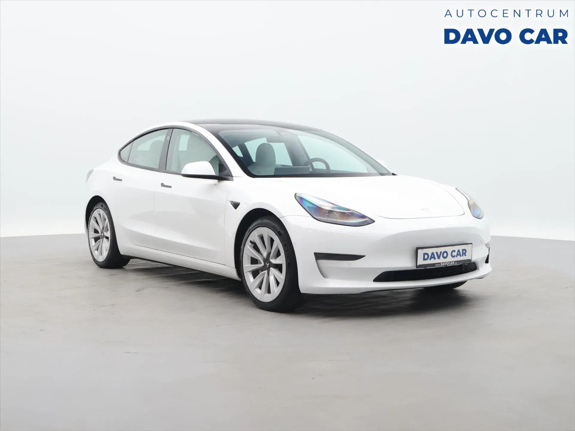 Tesla Model 3 – fotografie 1