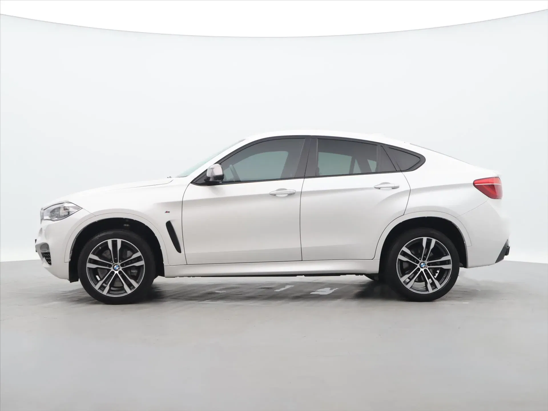 BMW X6 - Náhled 4